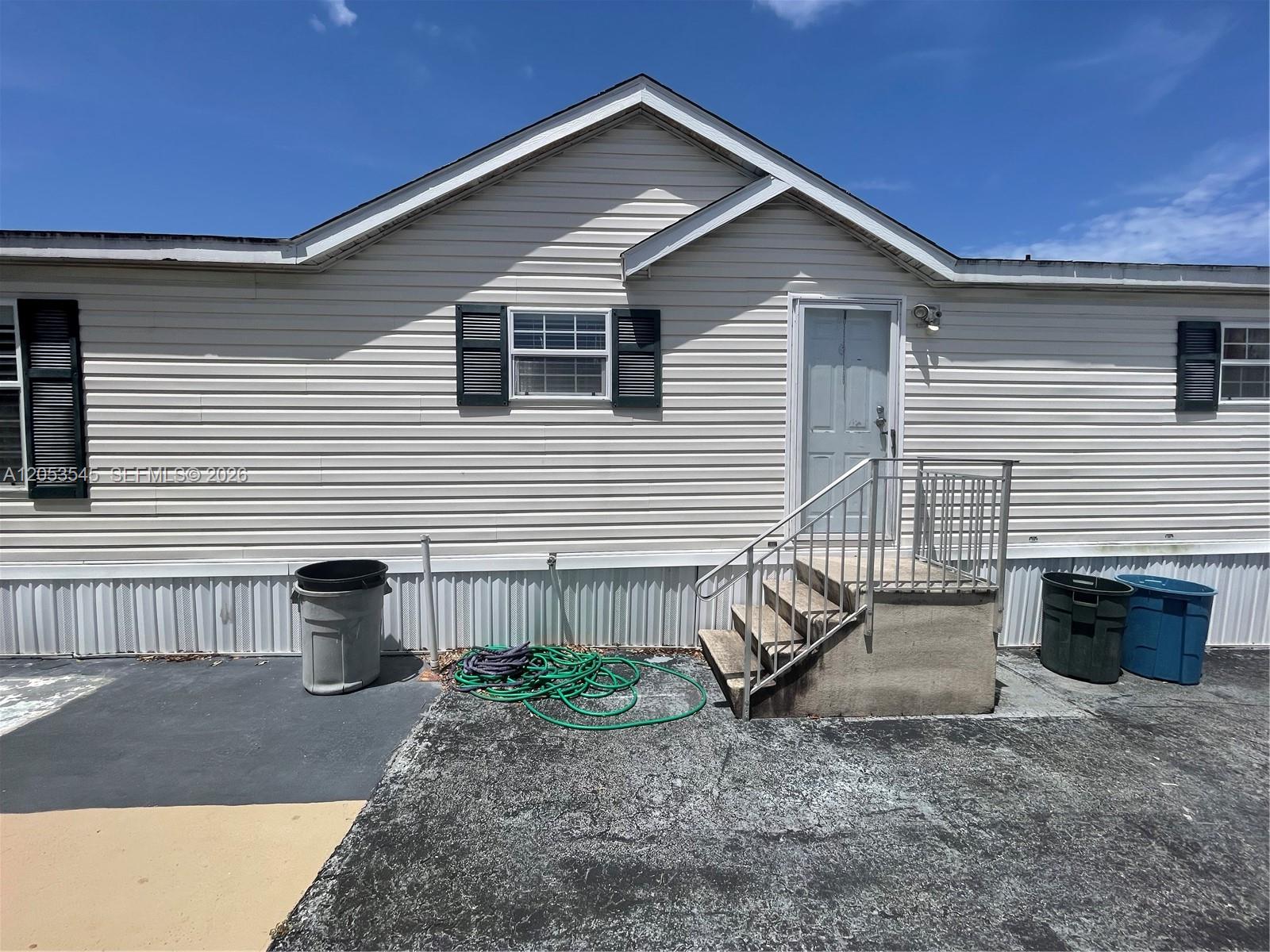 3070 Cove Dr, Dania Beach FL 33312