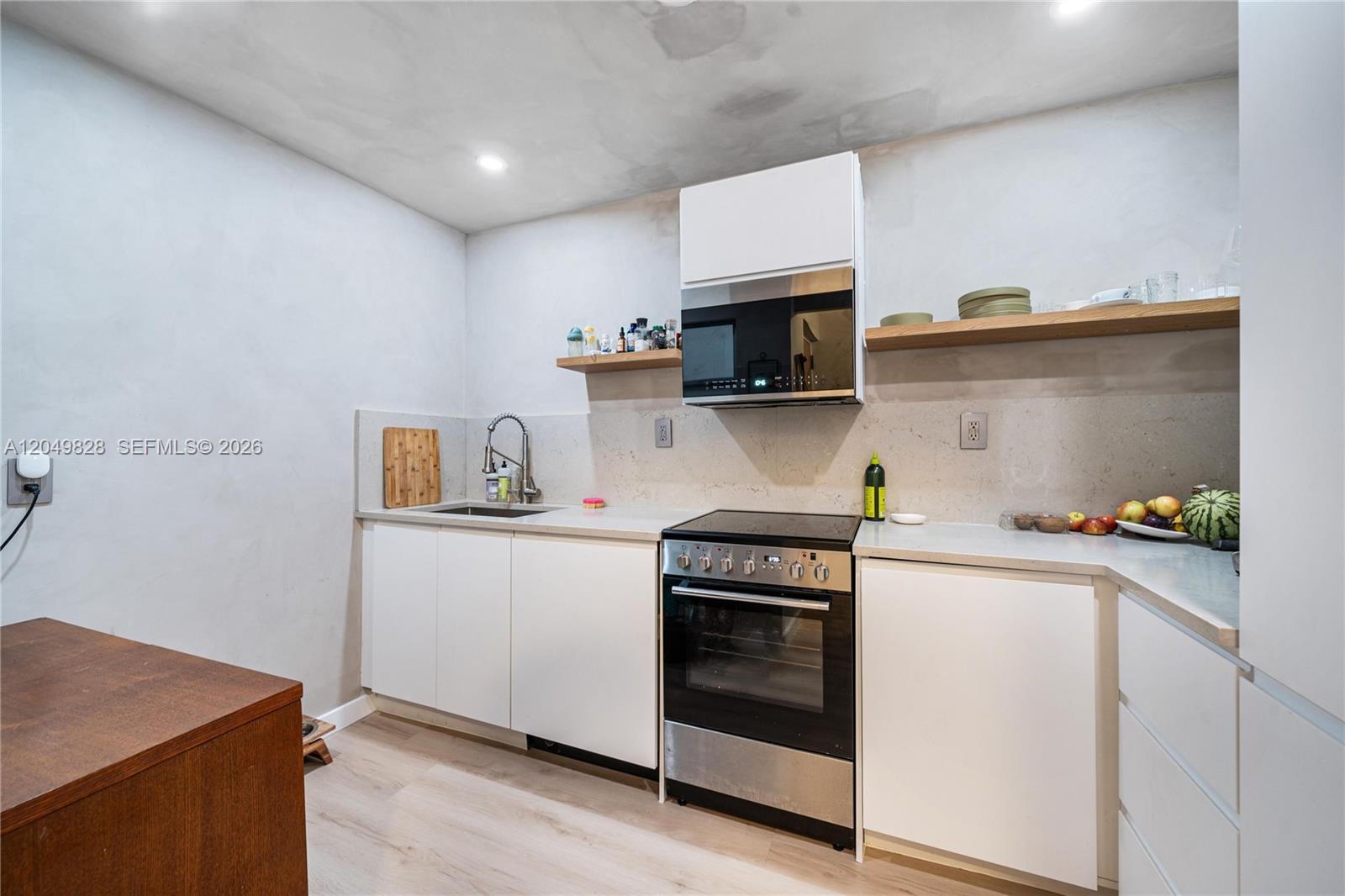1900 Meridian Ave # 204 View 8