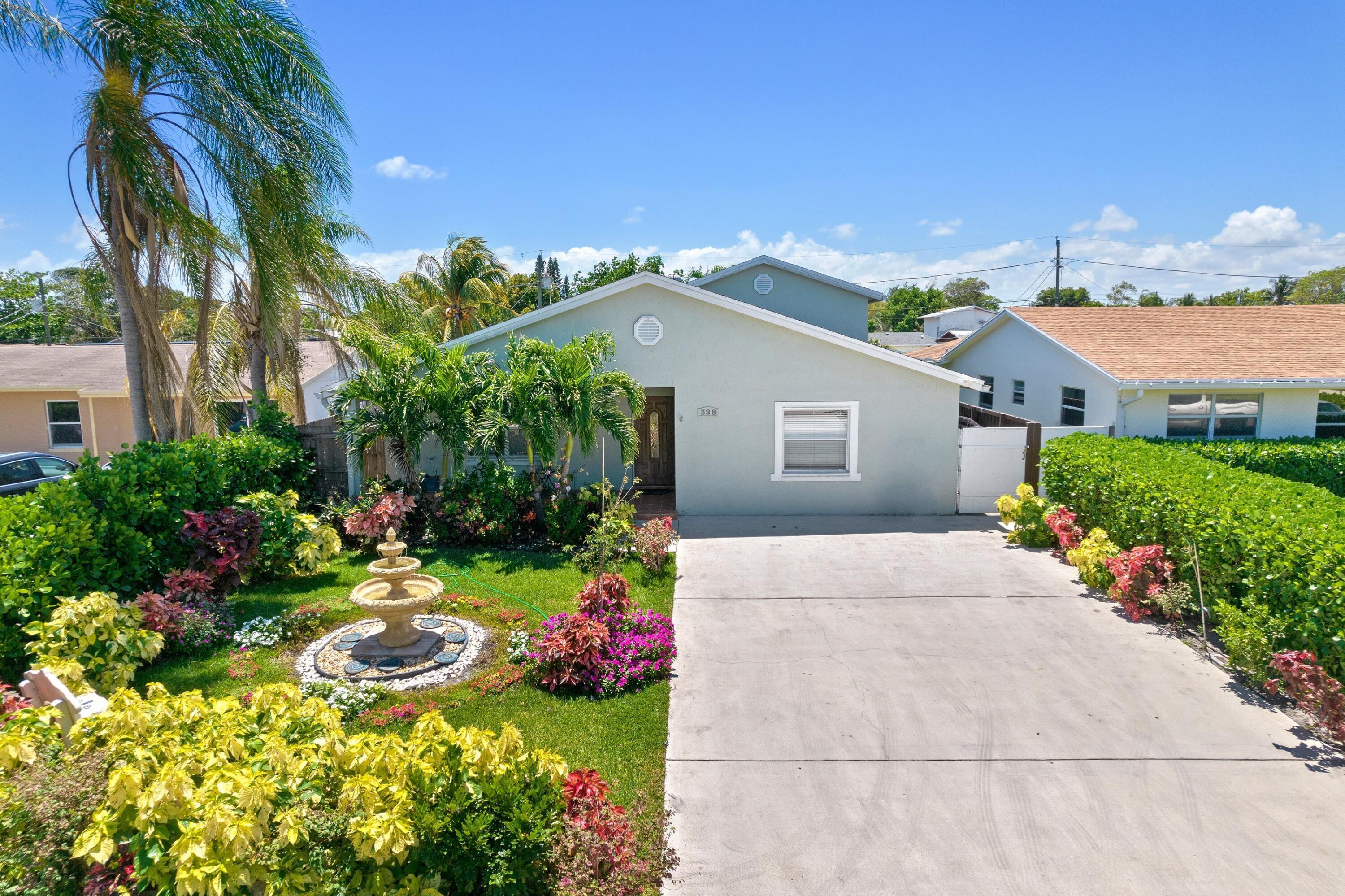 328 HASTINGS Street, Boca Raton FL 33487