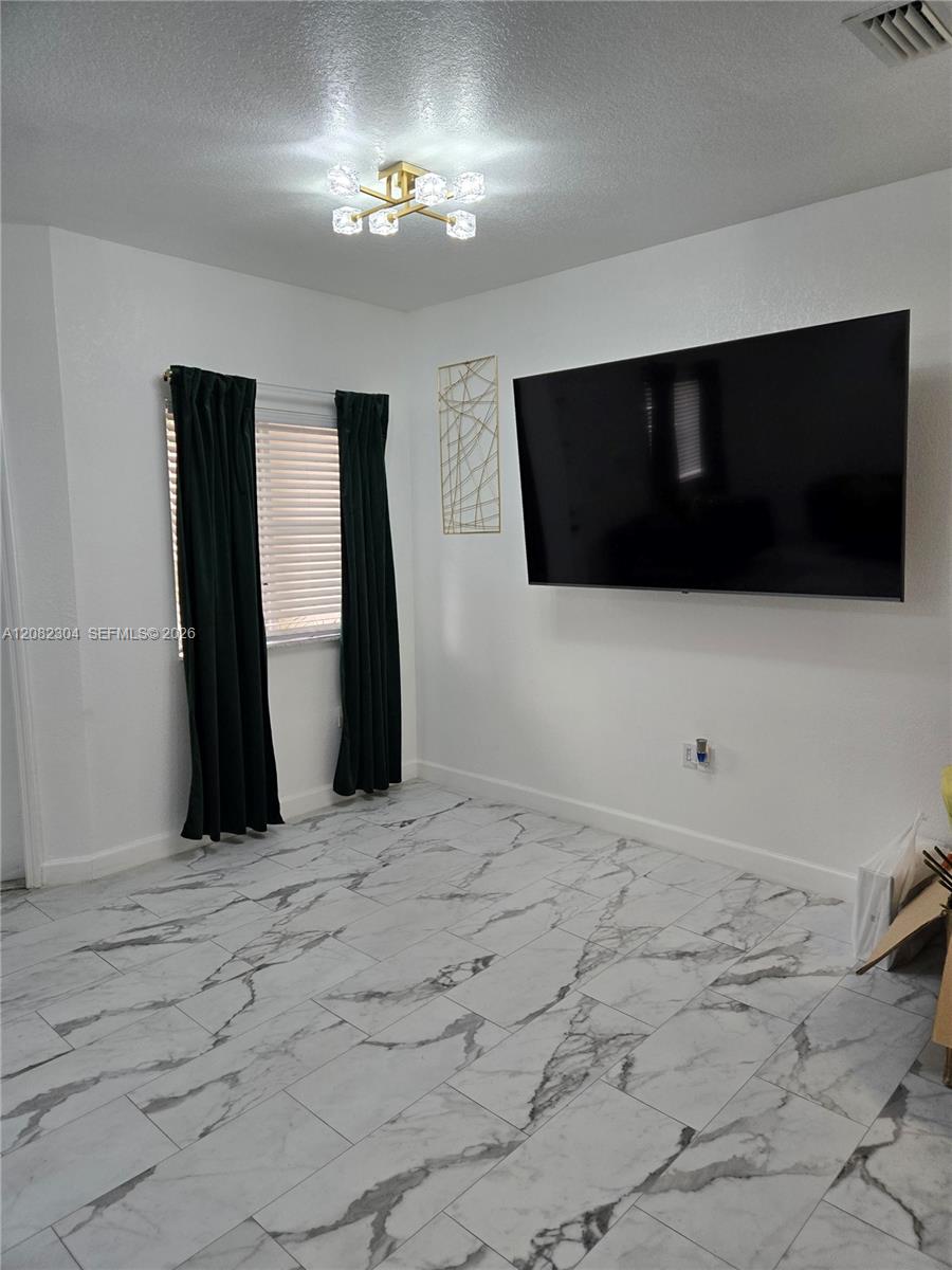 3031 SE 17th Ave # 0 — Photo 4
