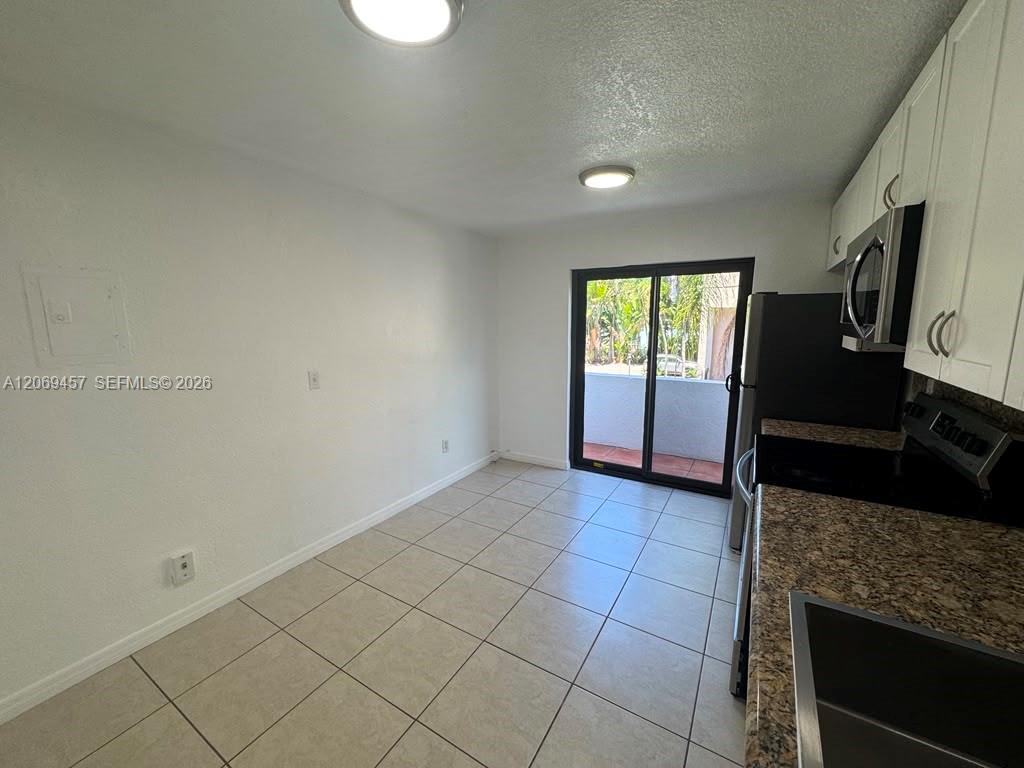 3011 SW 1st Ave # 10 — Photo 4