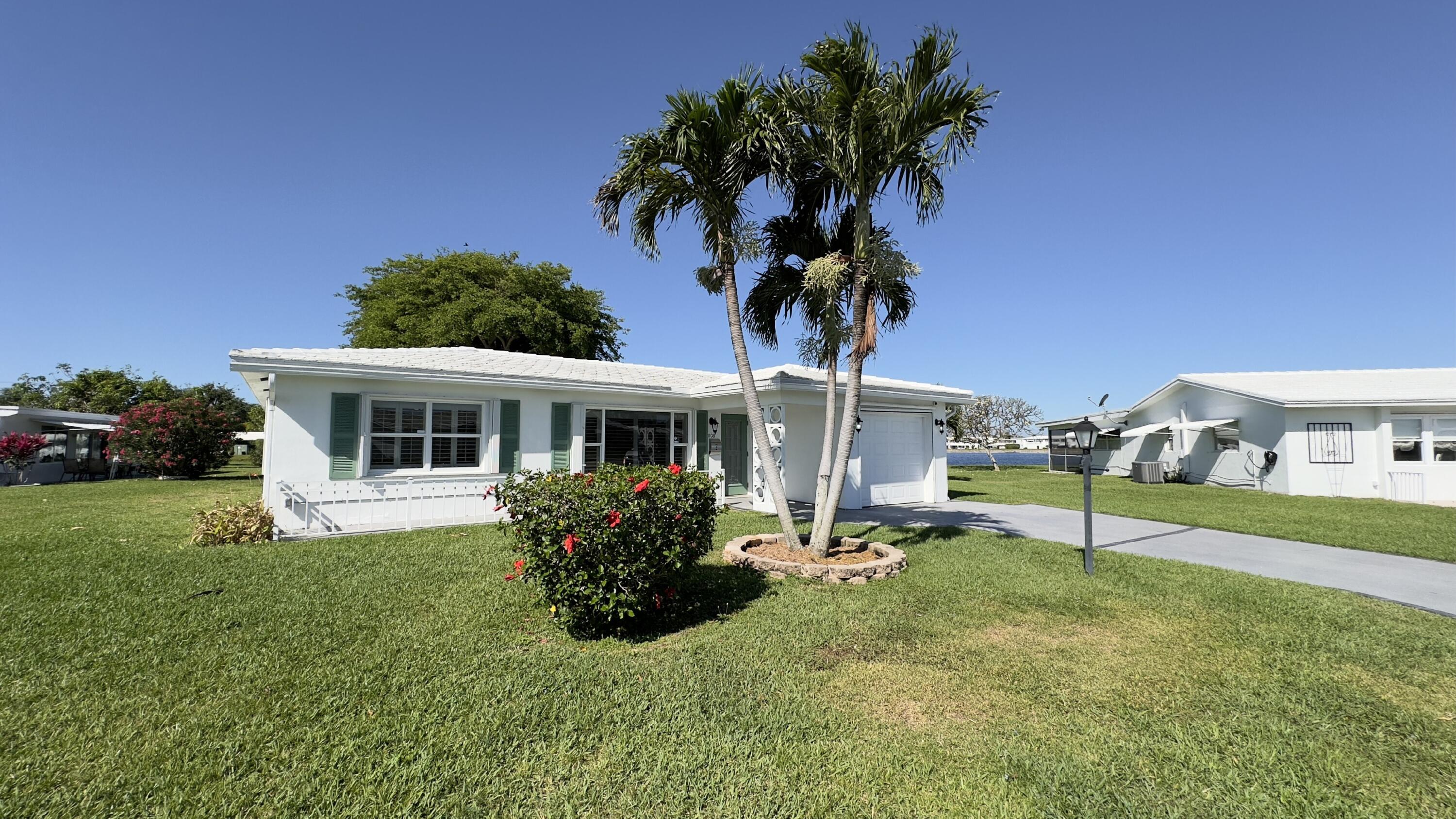 1108 W OCEAN Avenue — Photo 2