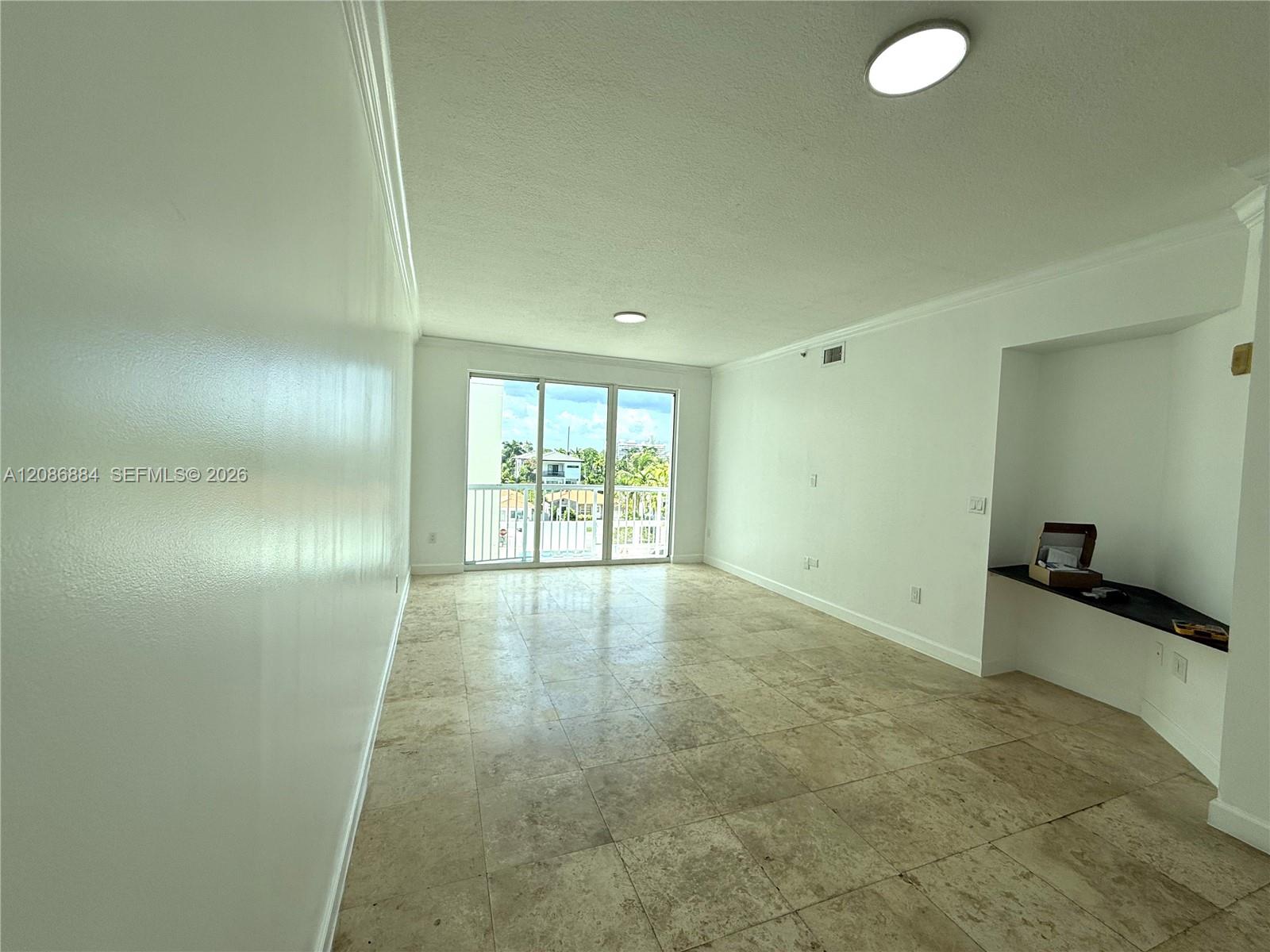 9172 COLLINS AVE # 409 — Photo 2