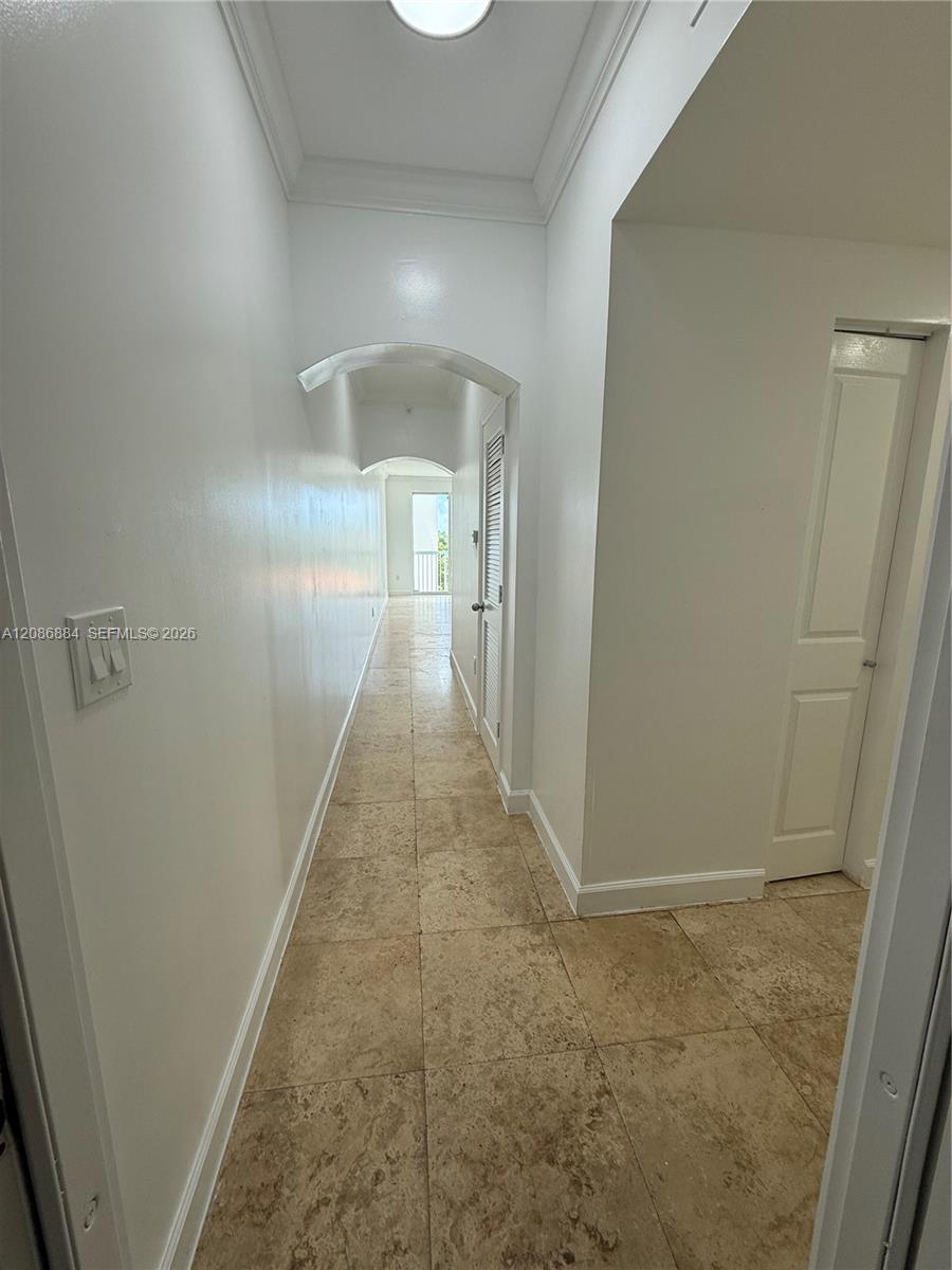 9172 COLLINS AVE # 409 — Photo 4