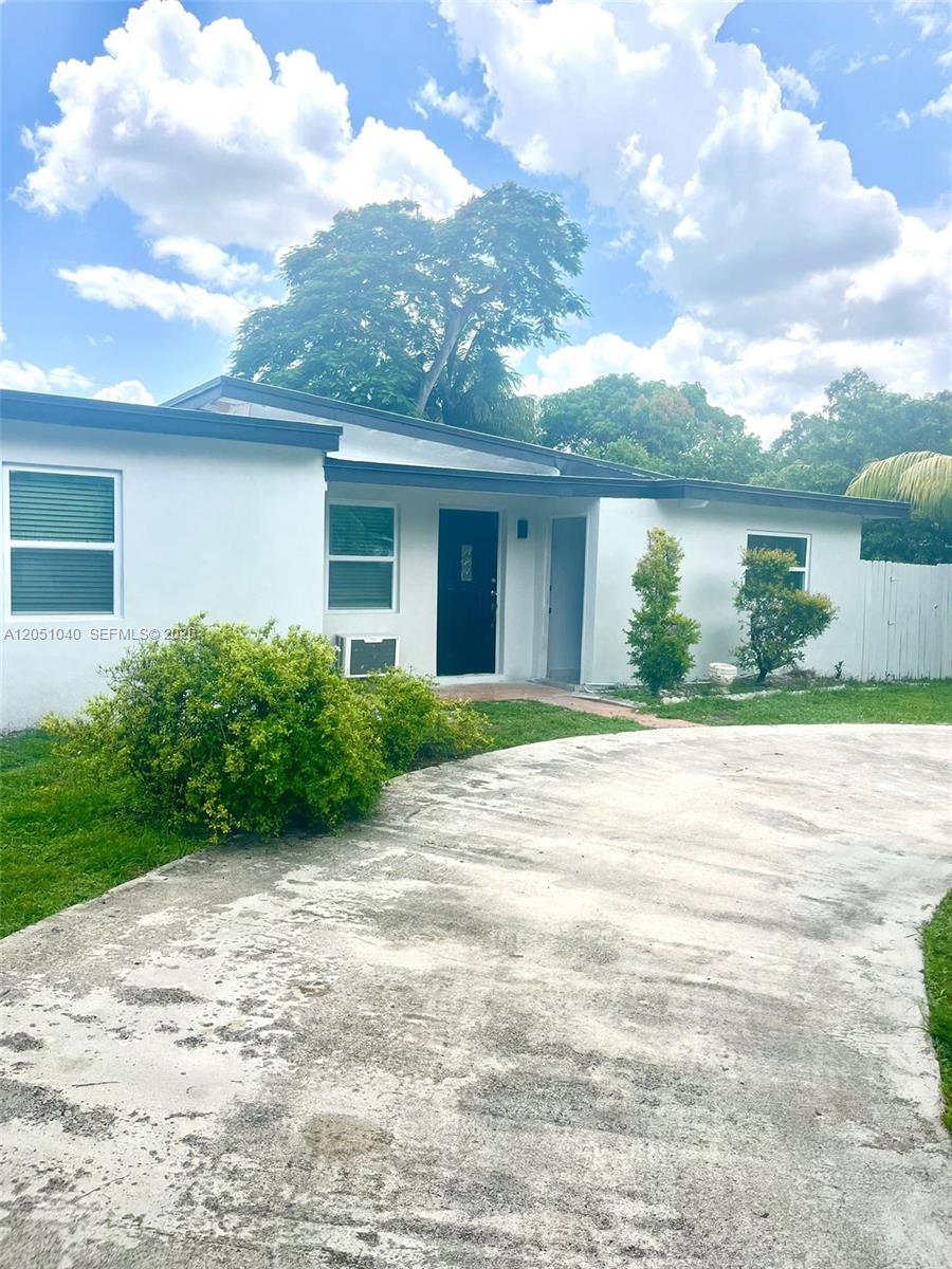 116 EDMUND RD, West Park FL 33023