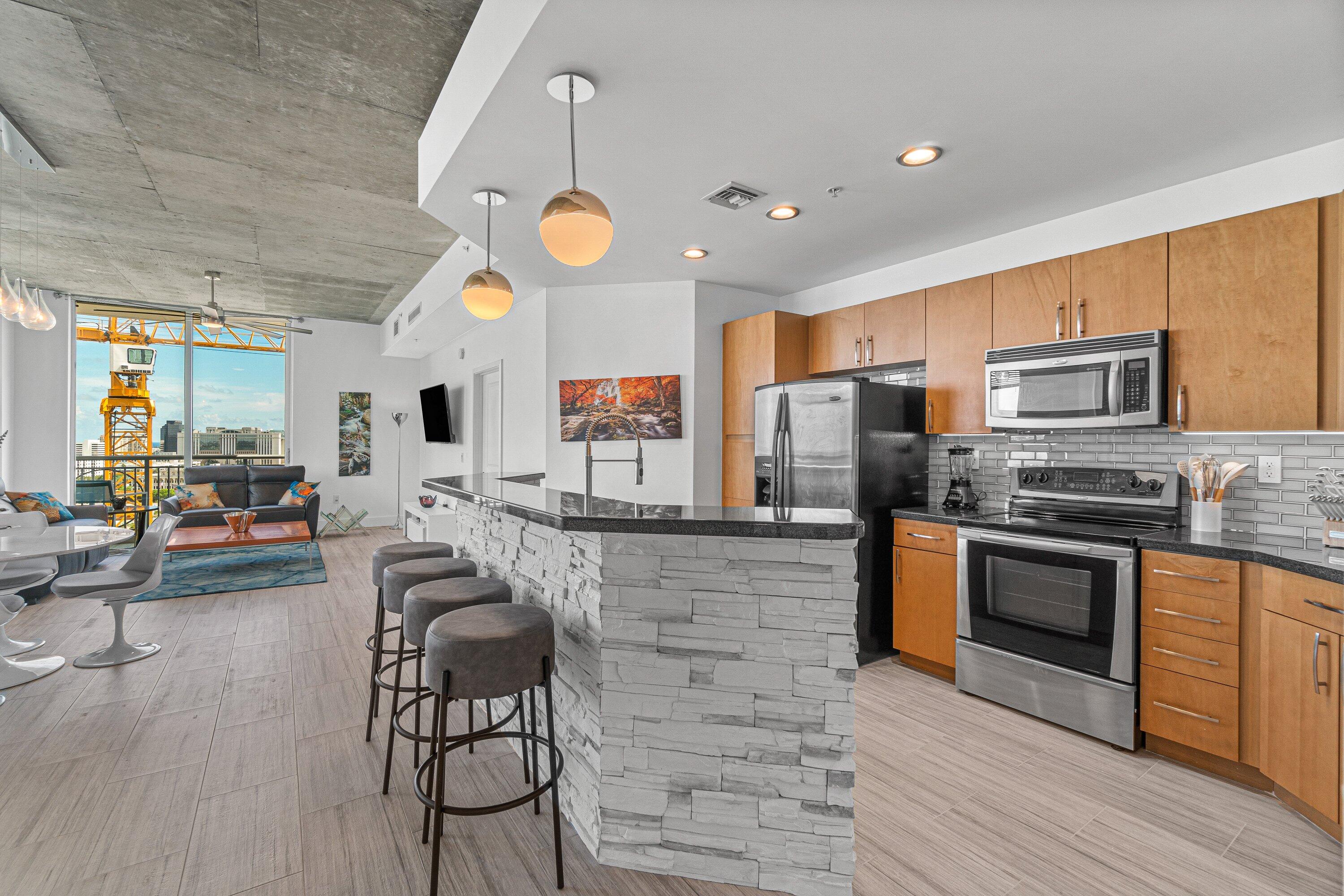 300 S AUSTRALIAN Avenue # 1520 — Photo 5
