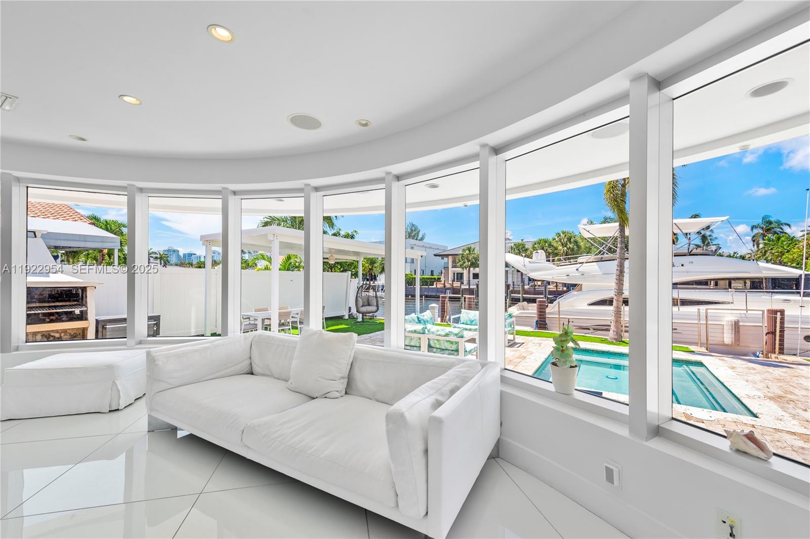3344 NE 167th St View 14