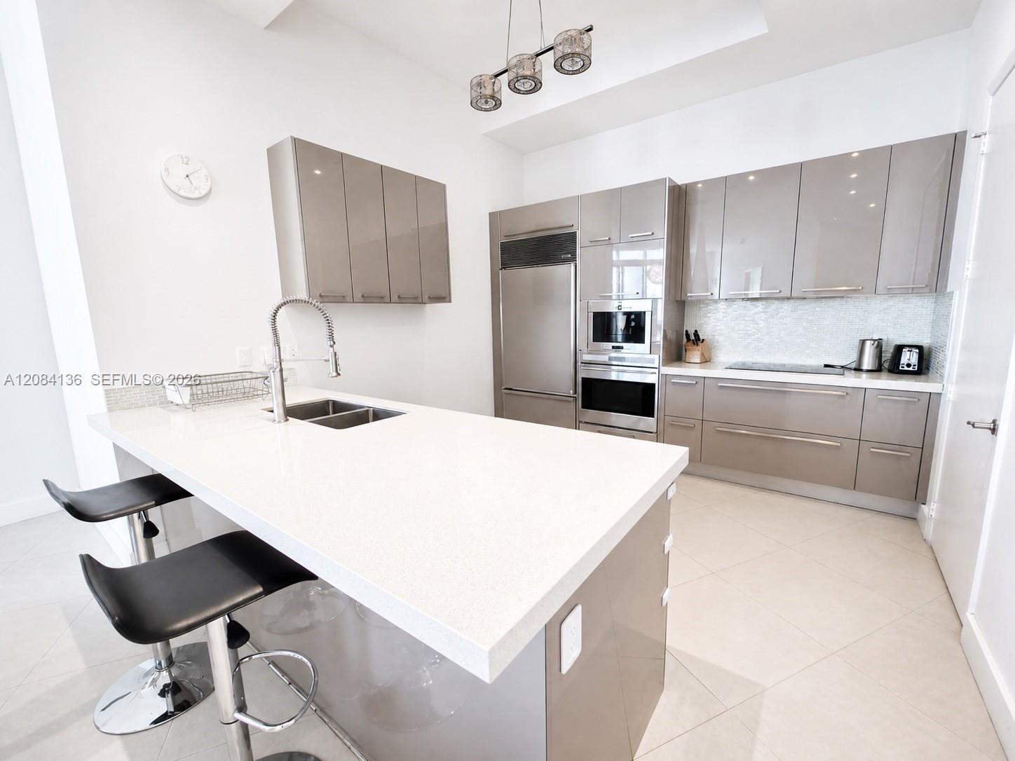 15901 Collins Ave # 4303 — Photo 3