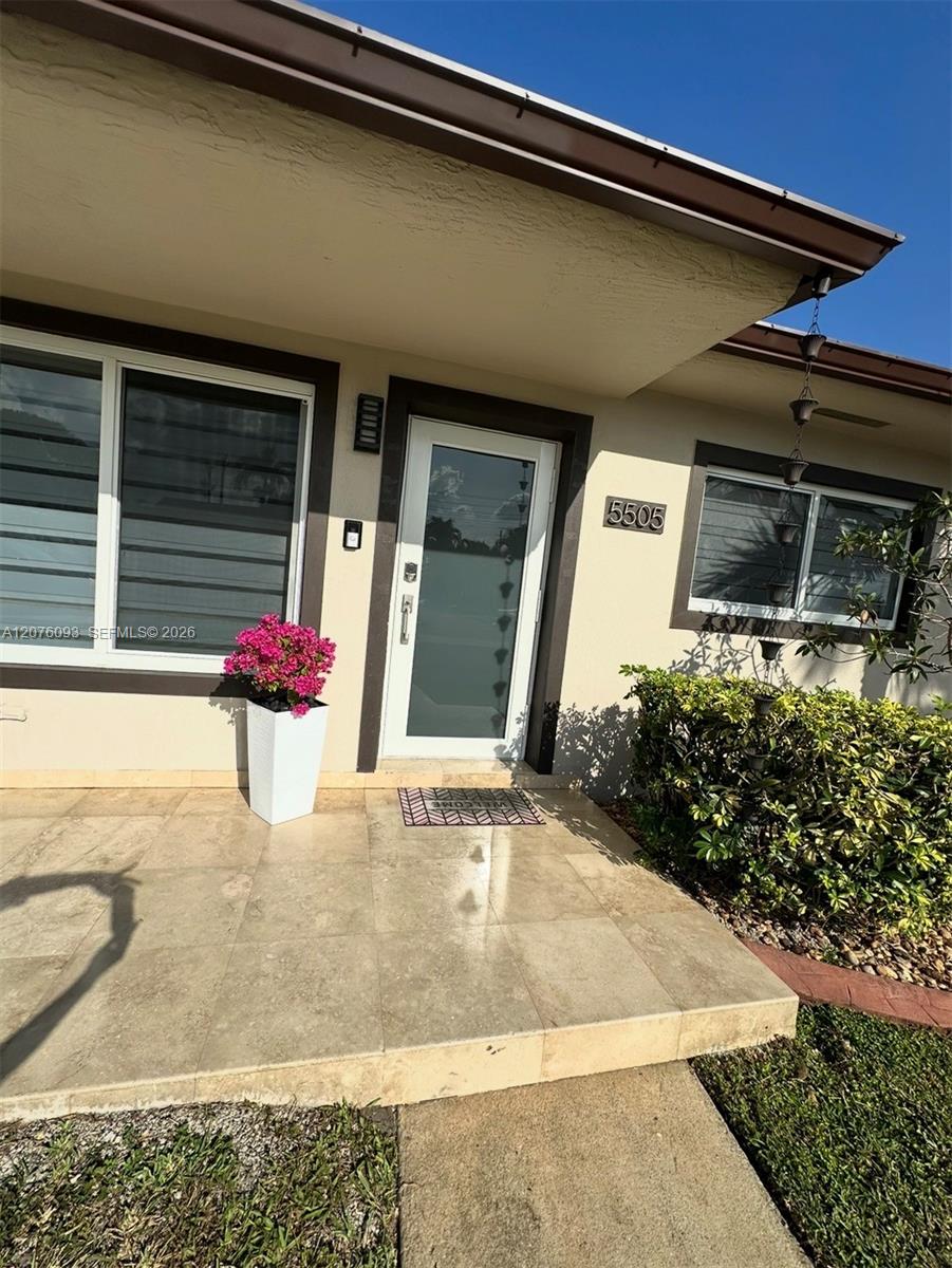 5505 W 14th Ln # 0 — Photo 3