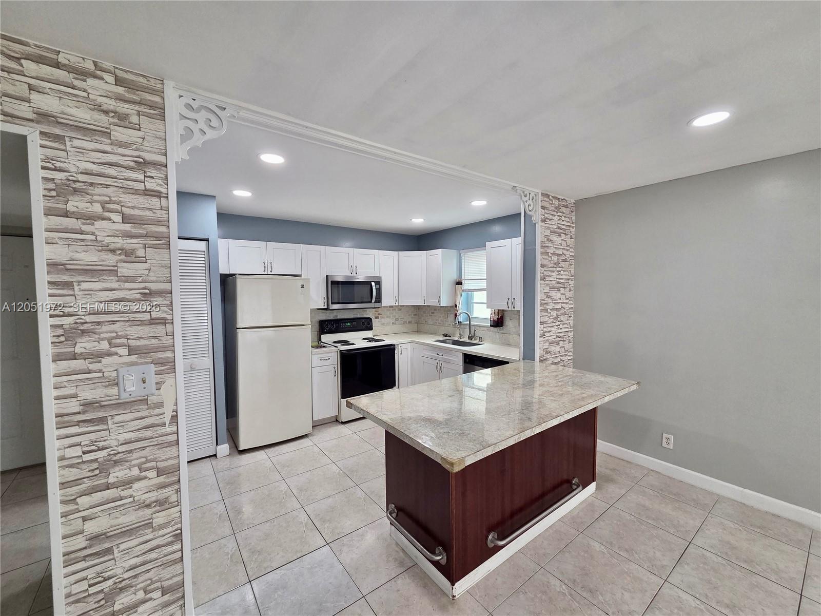 4159 NW 90th Ave # 201, Coral Springs FL 33065