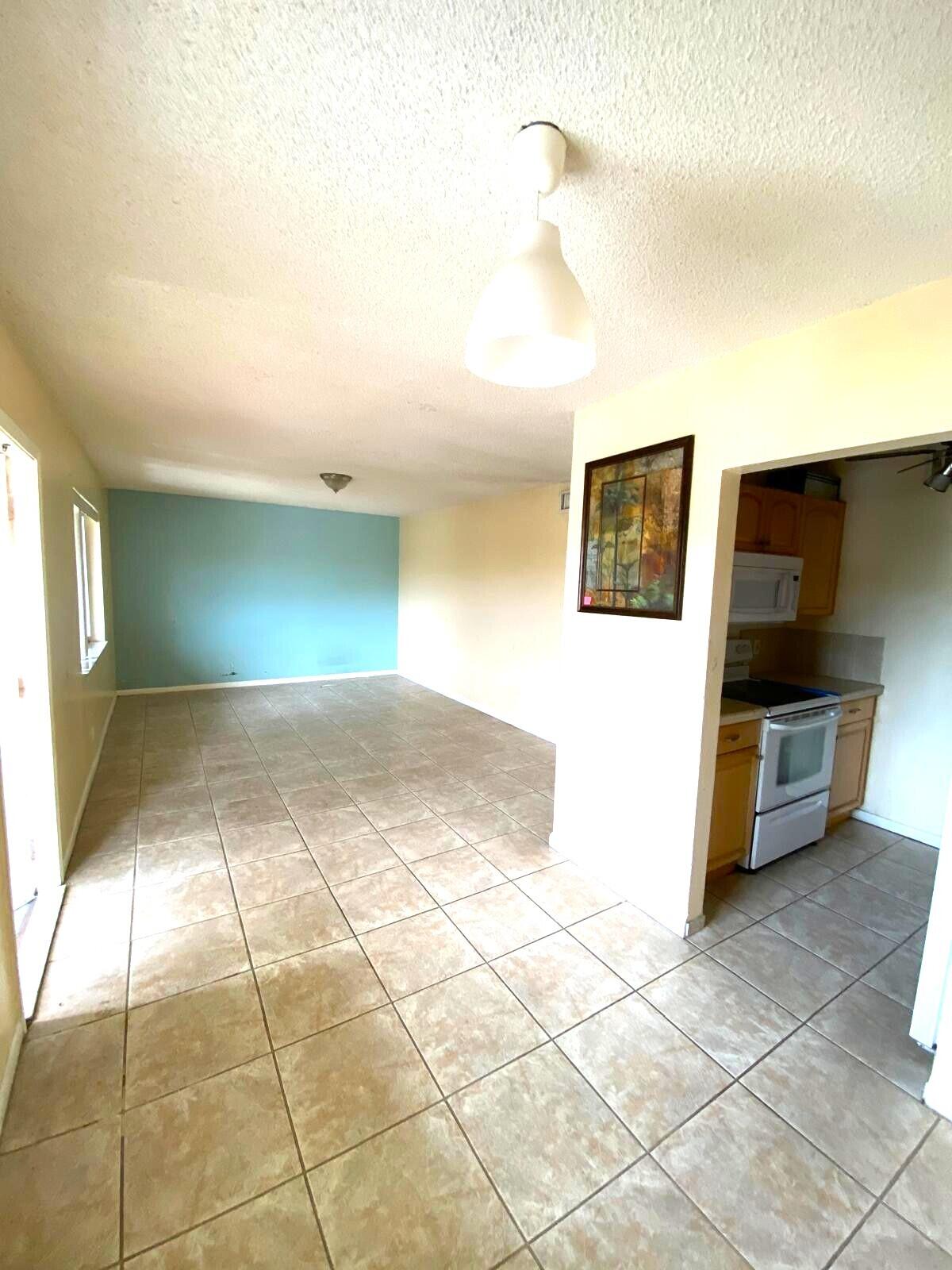 1020 CRYSTAL LAKE Drive # 209 — Photo 2