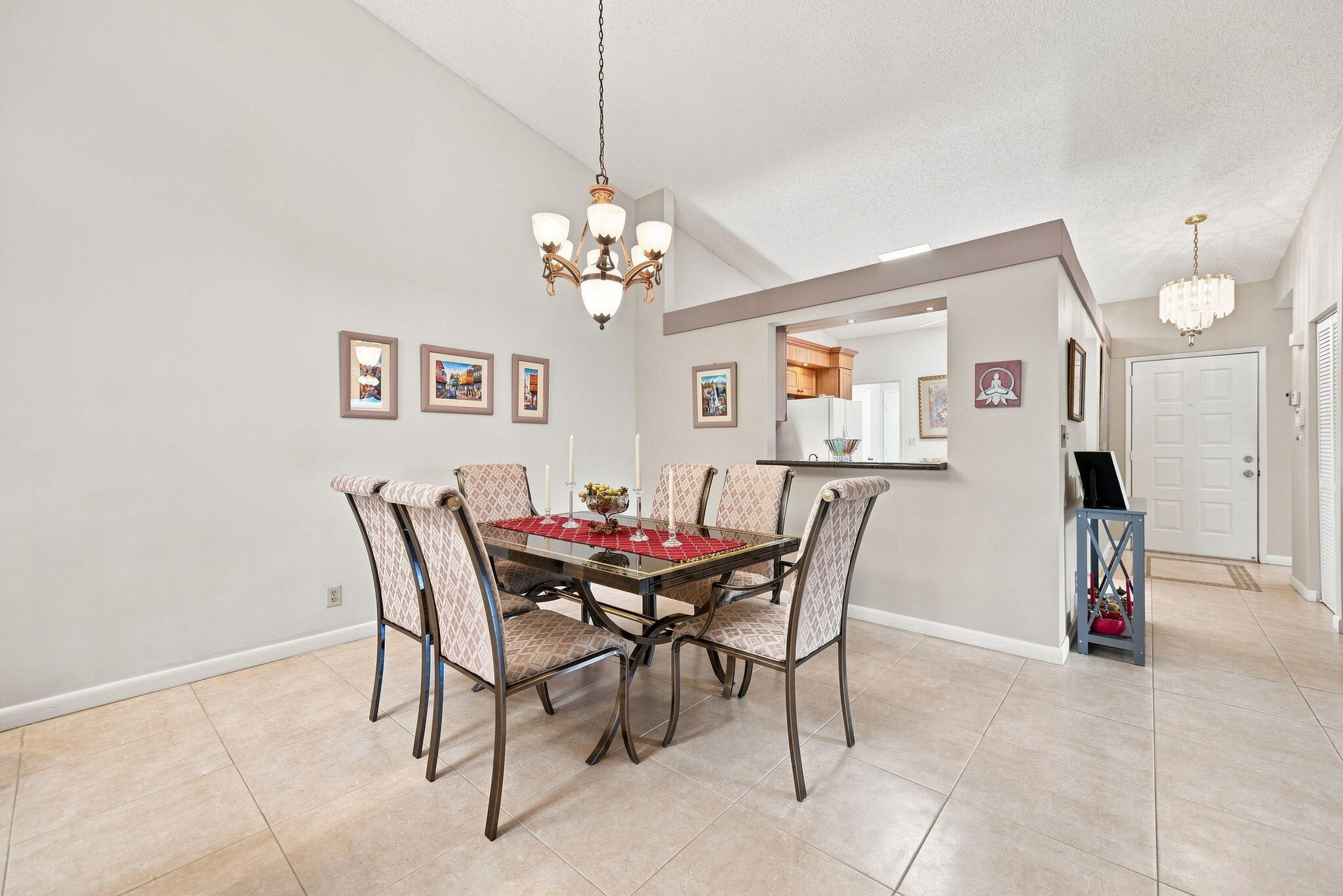 6356 Kings Gate Circle — Photo 3