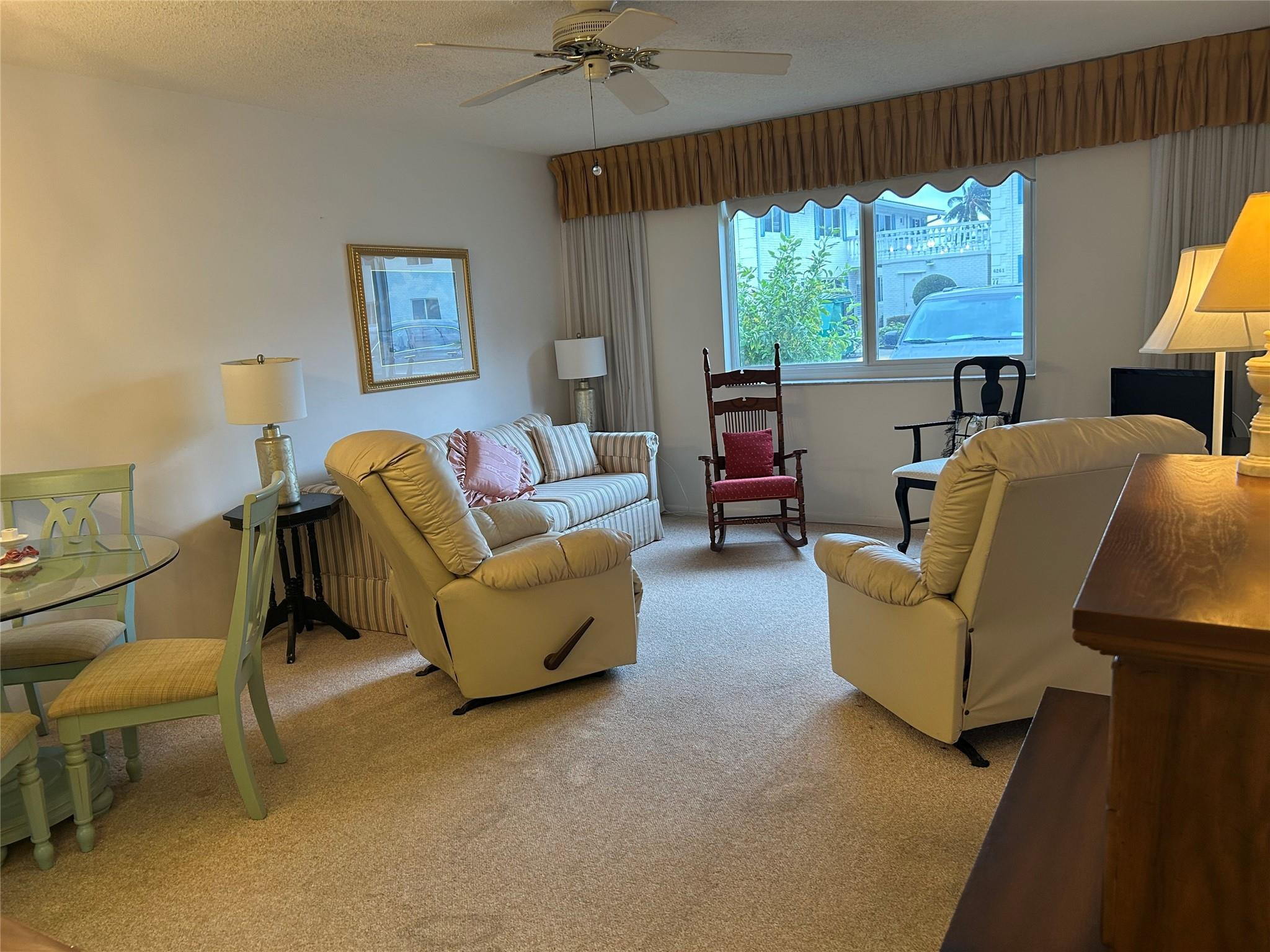 6263 NE 19th Avenue # 906 — Photo 4