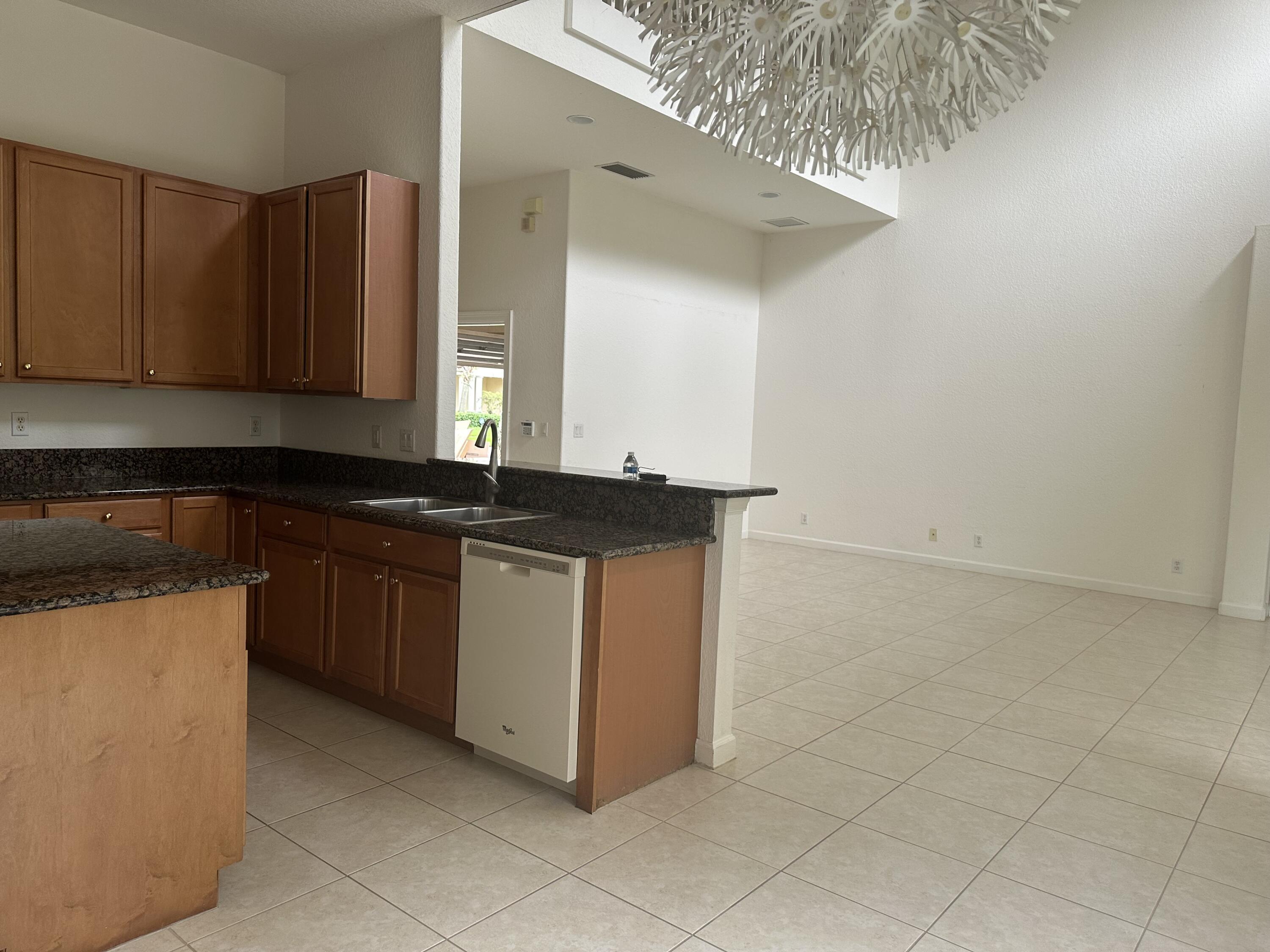 8120 Bautista Way — Photo 5