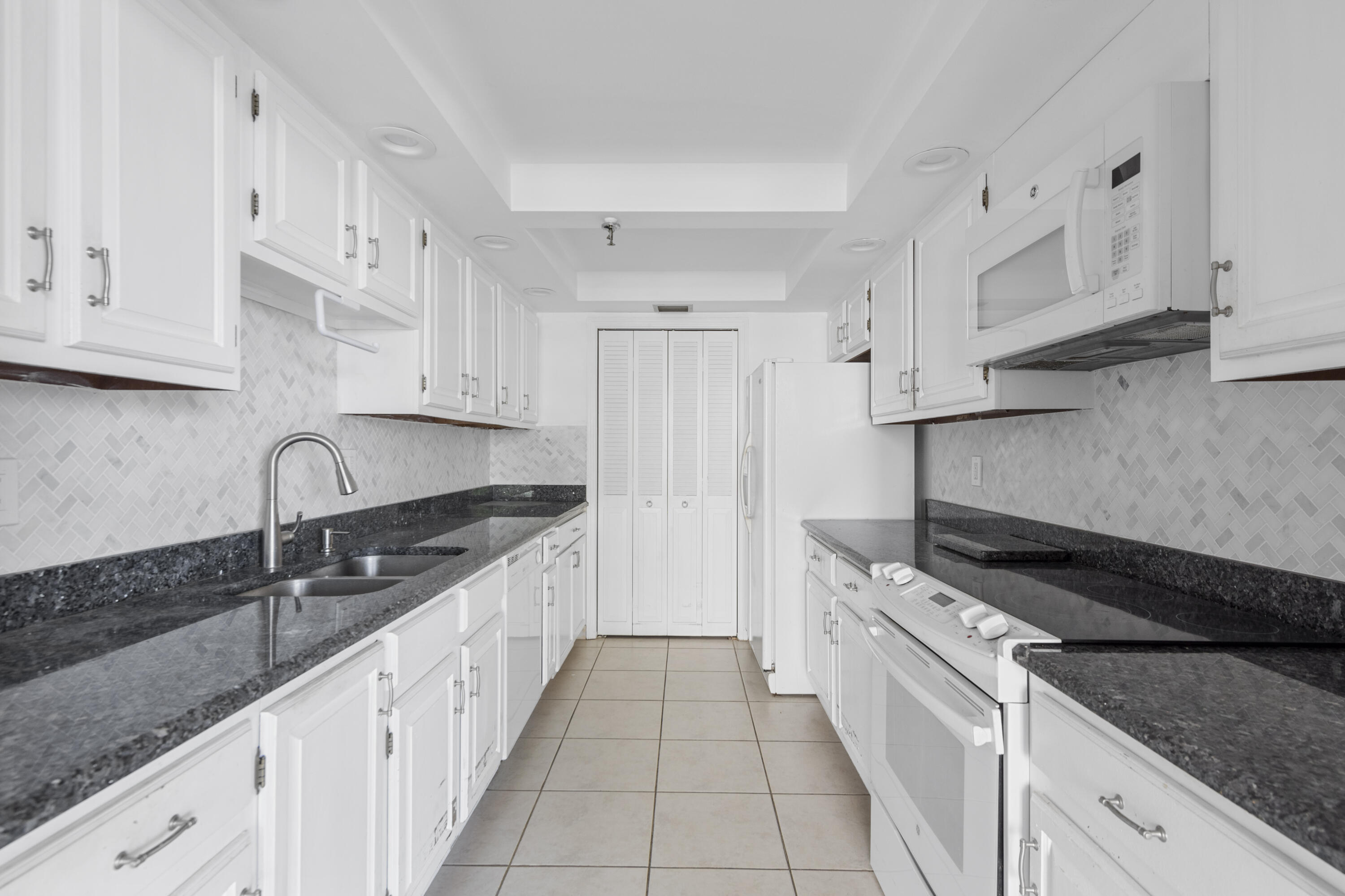 859 Jeffery Street # 312, Boca Raton FL 33487