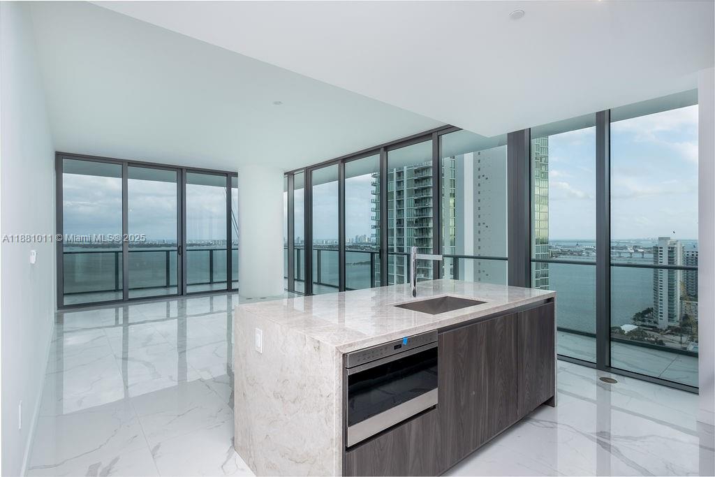 480 NE 31 St # 3101, Miami FL 33137