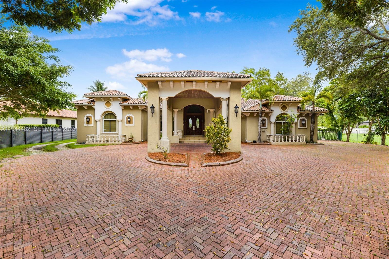 7761 SW 122nd Ave, Miami FL 33183