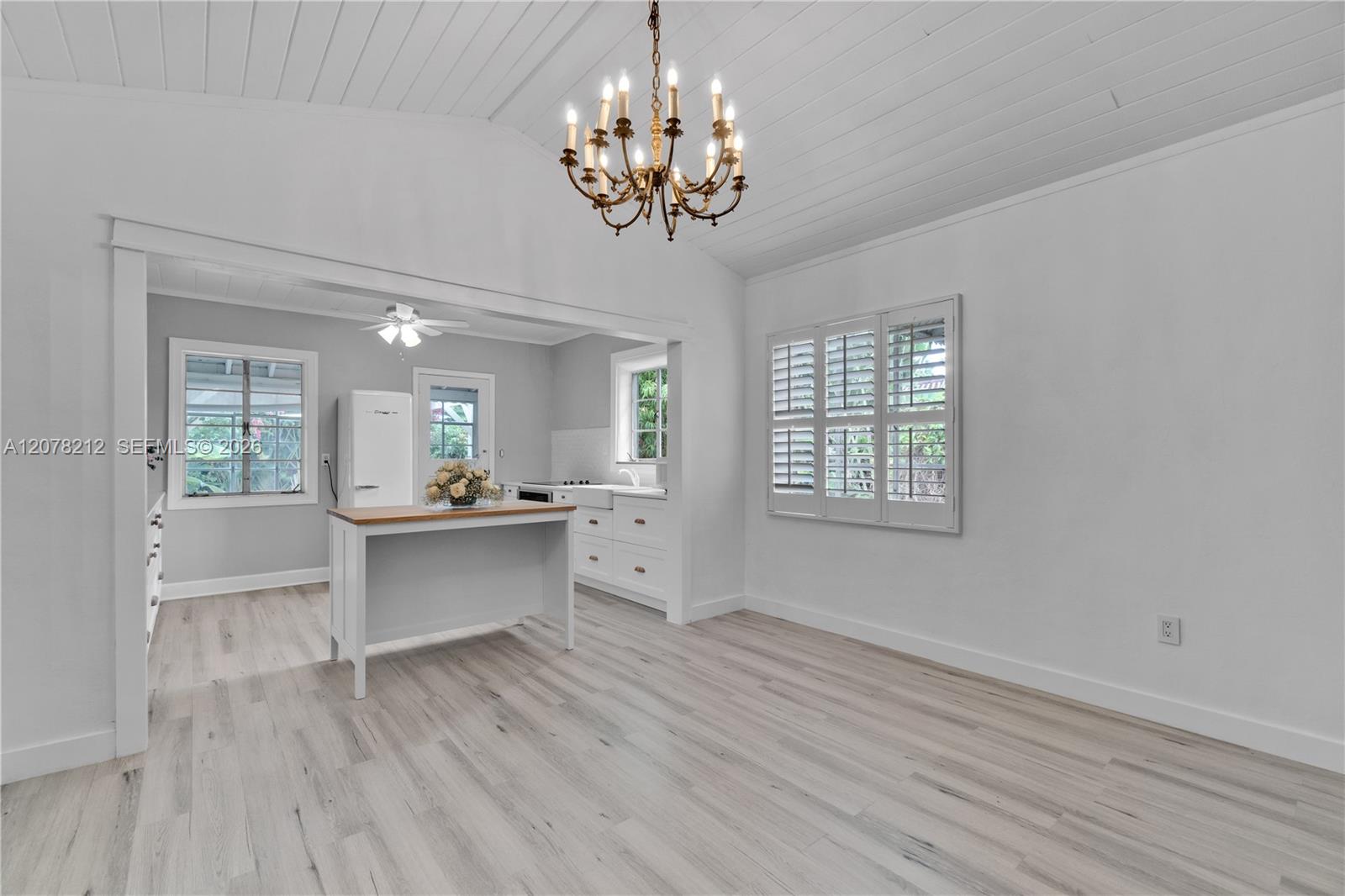 50 NW 26th Ave # 2/1 — Photo 4