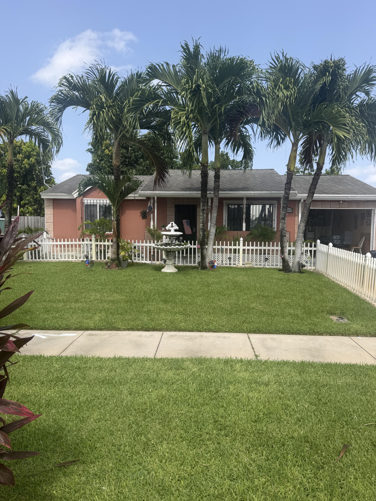 1304 Donwoods Lane, Royal Palm Beach FL 33411