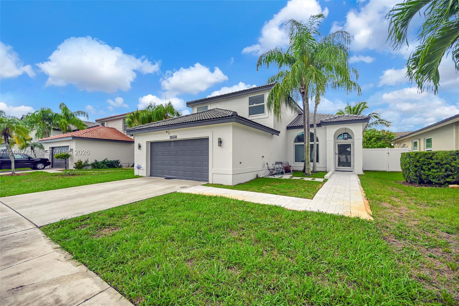 18038 SW 12th Ct — Photo 3