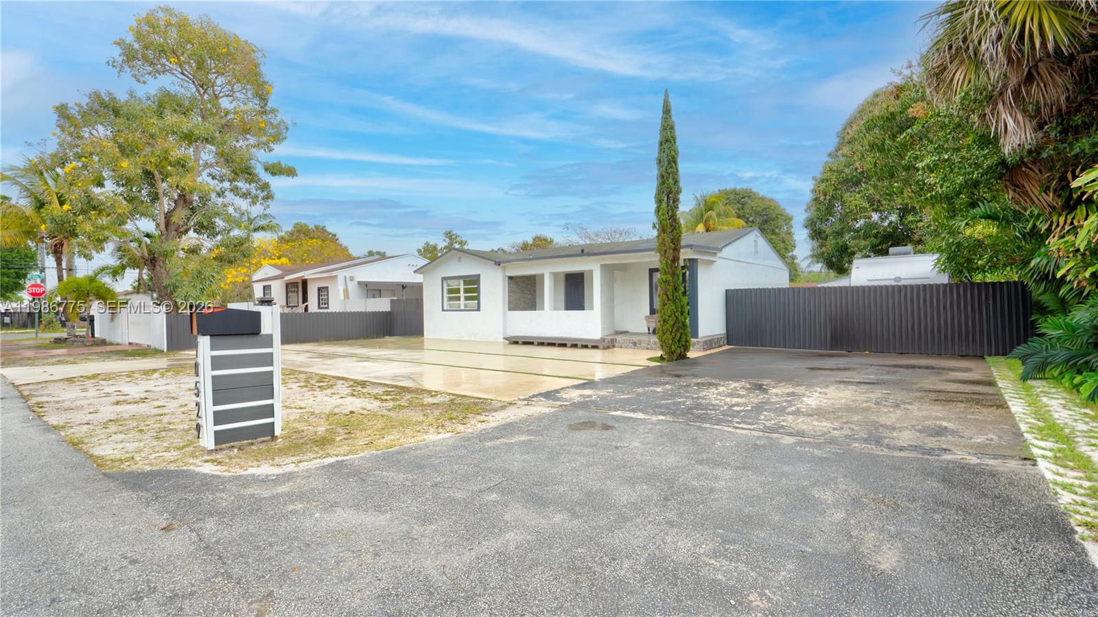 10529 NW 35th Ave, Miami FL 33147