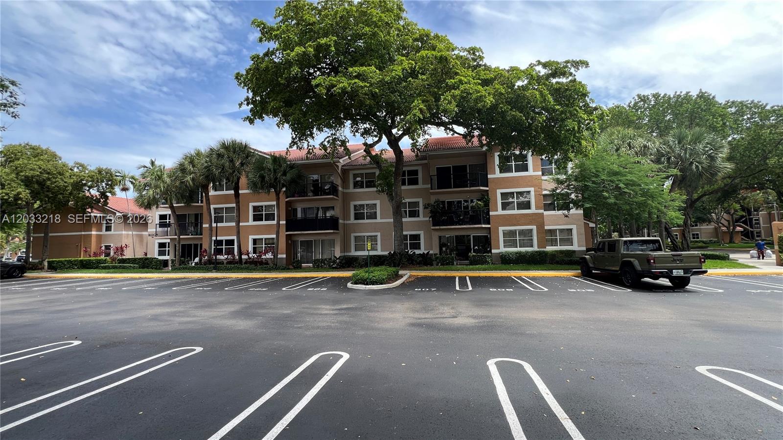 8851 Wiles Rd # 108, Coral Springs FL 33067
