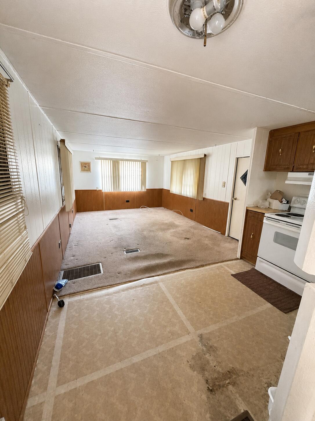 4133 MOCKING BIRD Drive — Photo 4