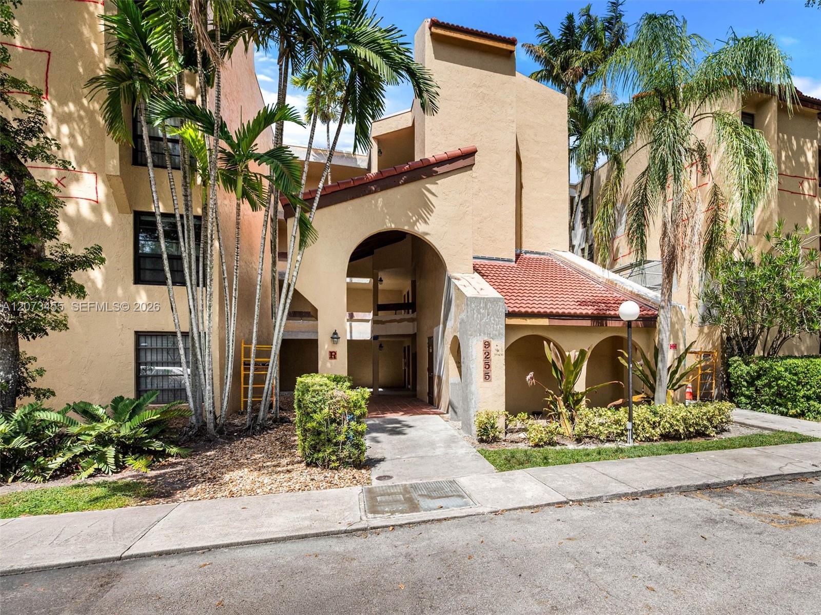9255 SW 125th Ave # R, Miami FL 33186