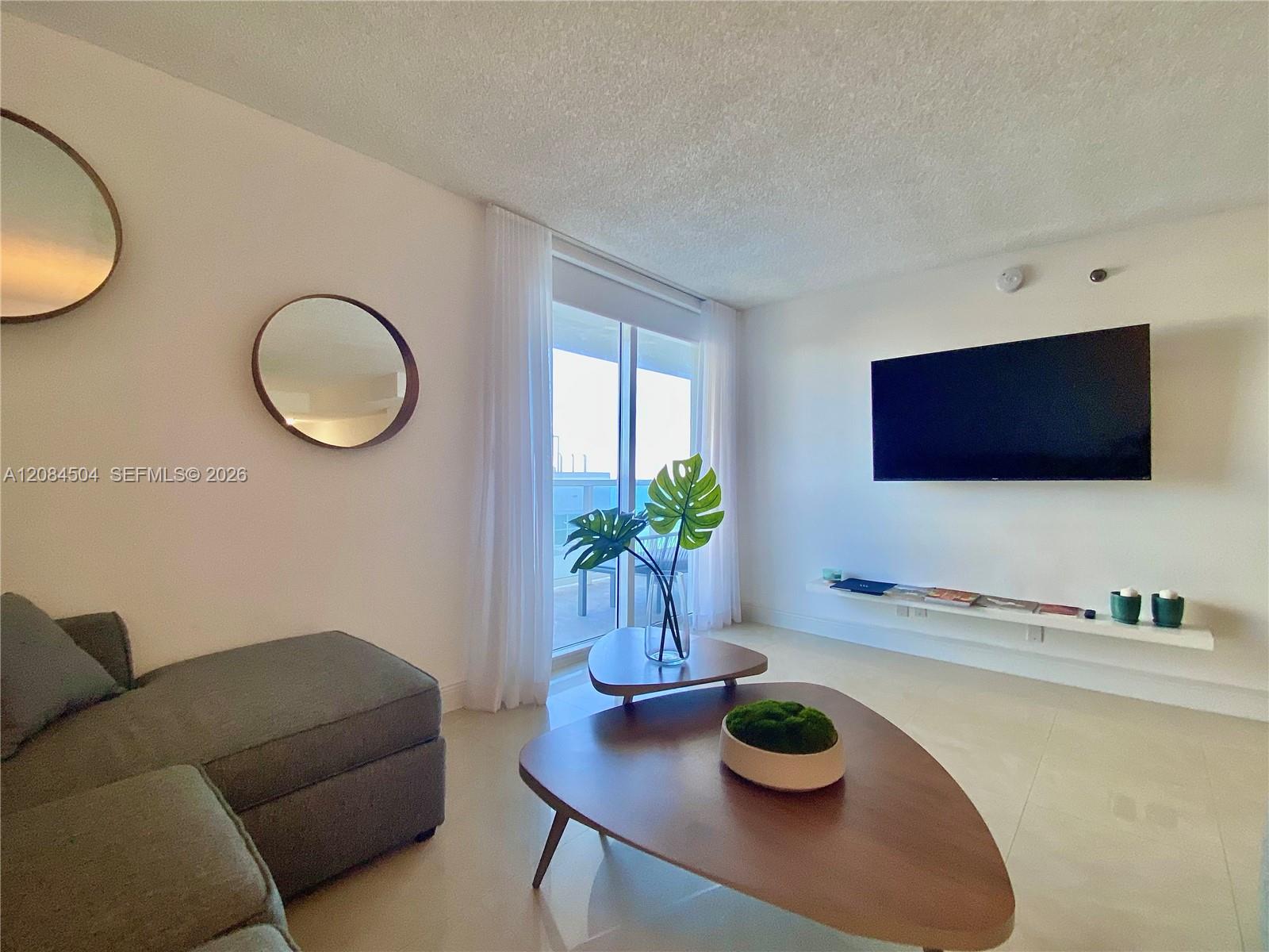2401 Collins Ave # 1112 — Photo 4