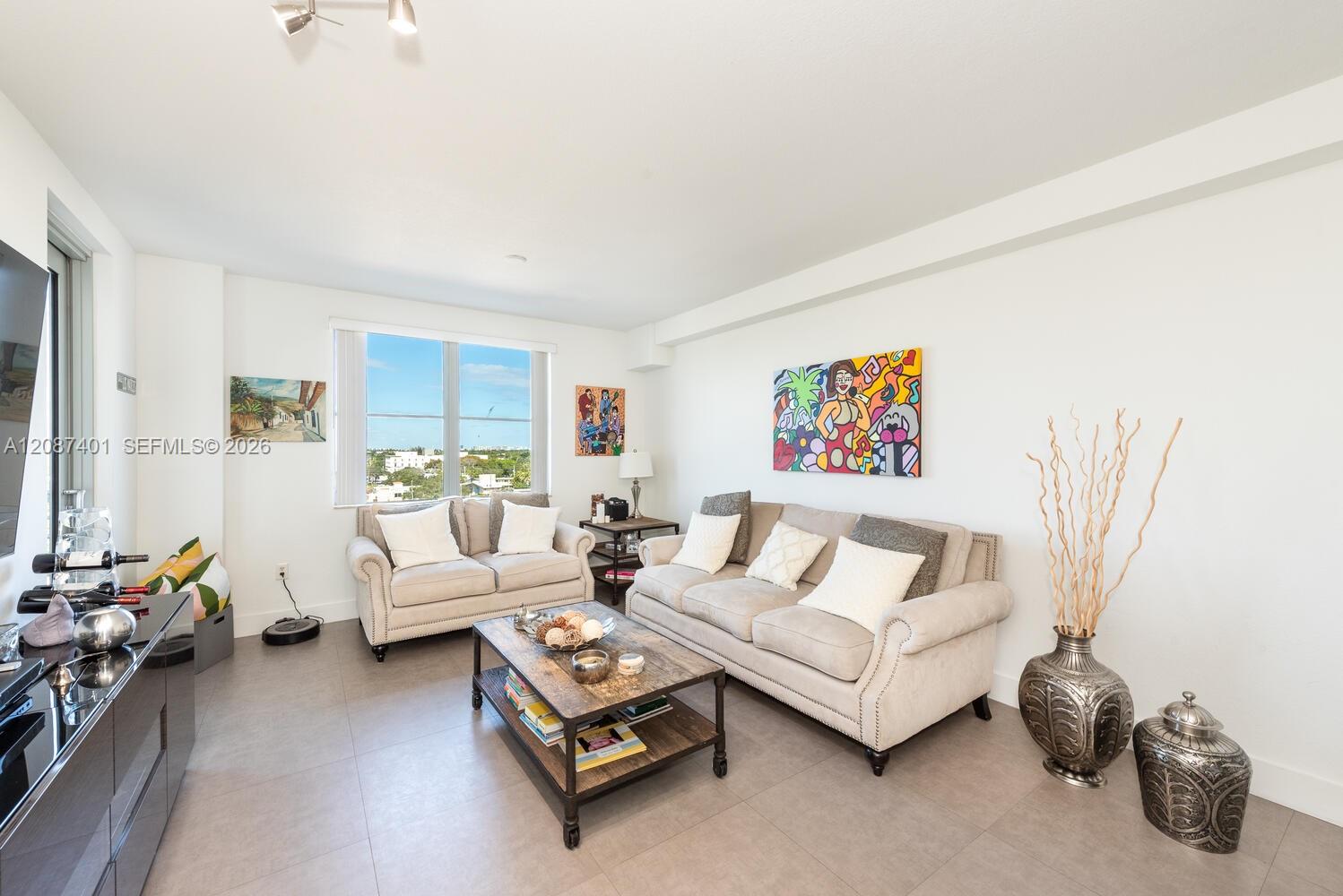 1830 Radius Dr # 709 — Photo 2