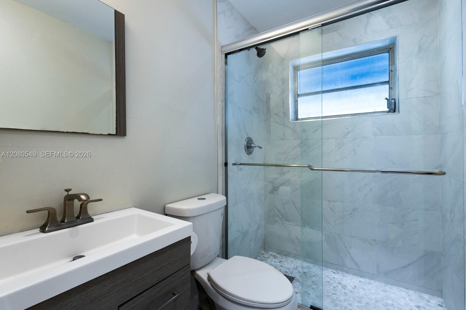 1045 SW 12th St # 1045 — Photo 5