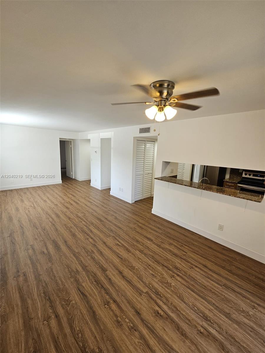 3252 Foxcroft Rd # 216, Miramar FL 33025
