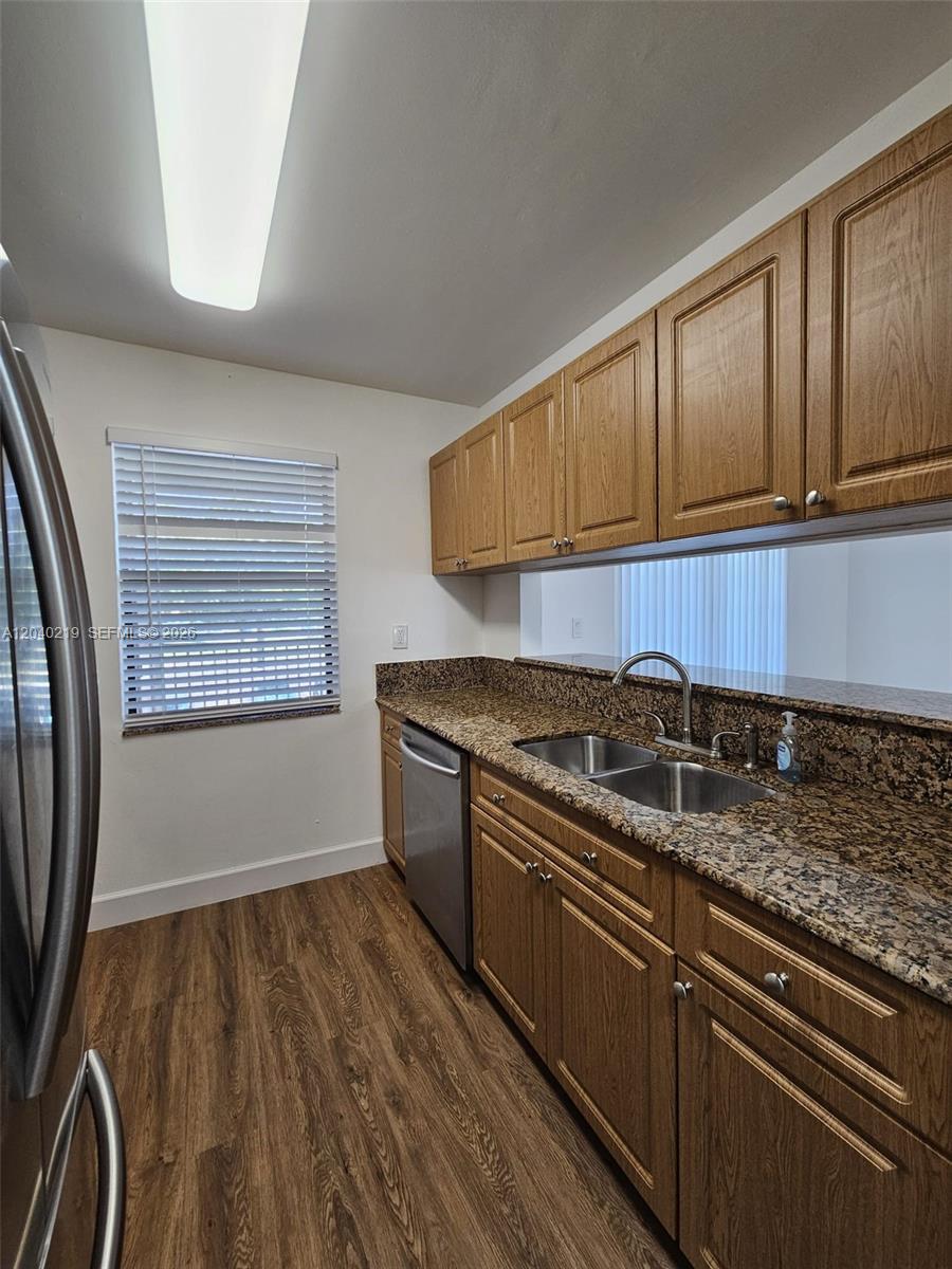 3252 Foxcroft Rd # 216 — Photo 5