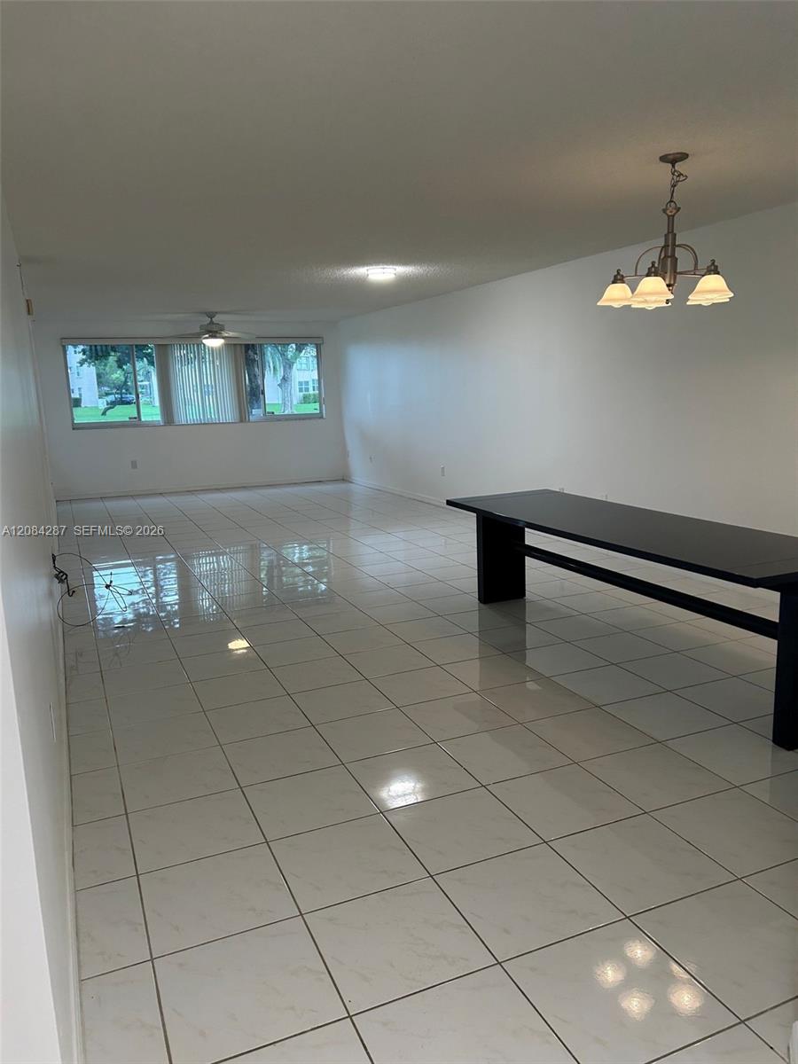 2541 N Nob Hill Rd # 109 — Photo 2