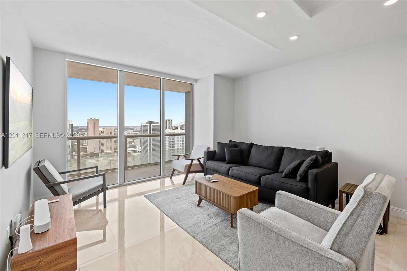 50 Biscayne Blvd # 4405, Miami FL 33132