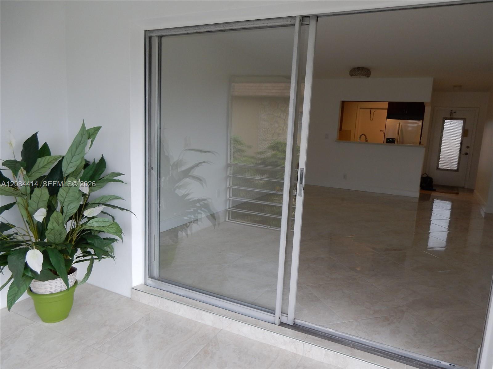 5051 W OAKLAND PARK BLVD # 302 — Photo 3