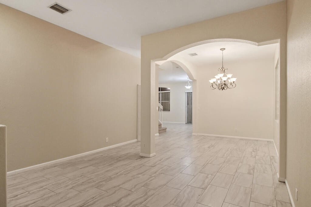 6688 Lurais Drive — Photo 4