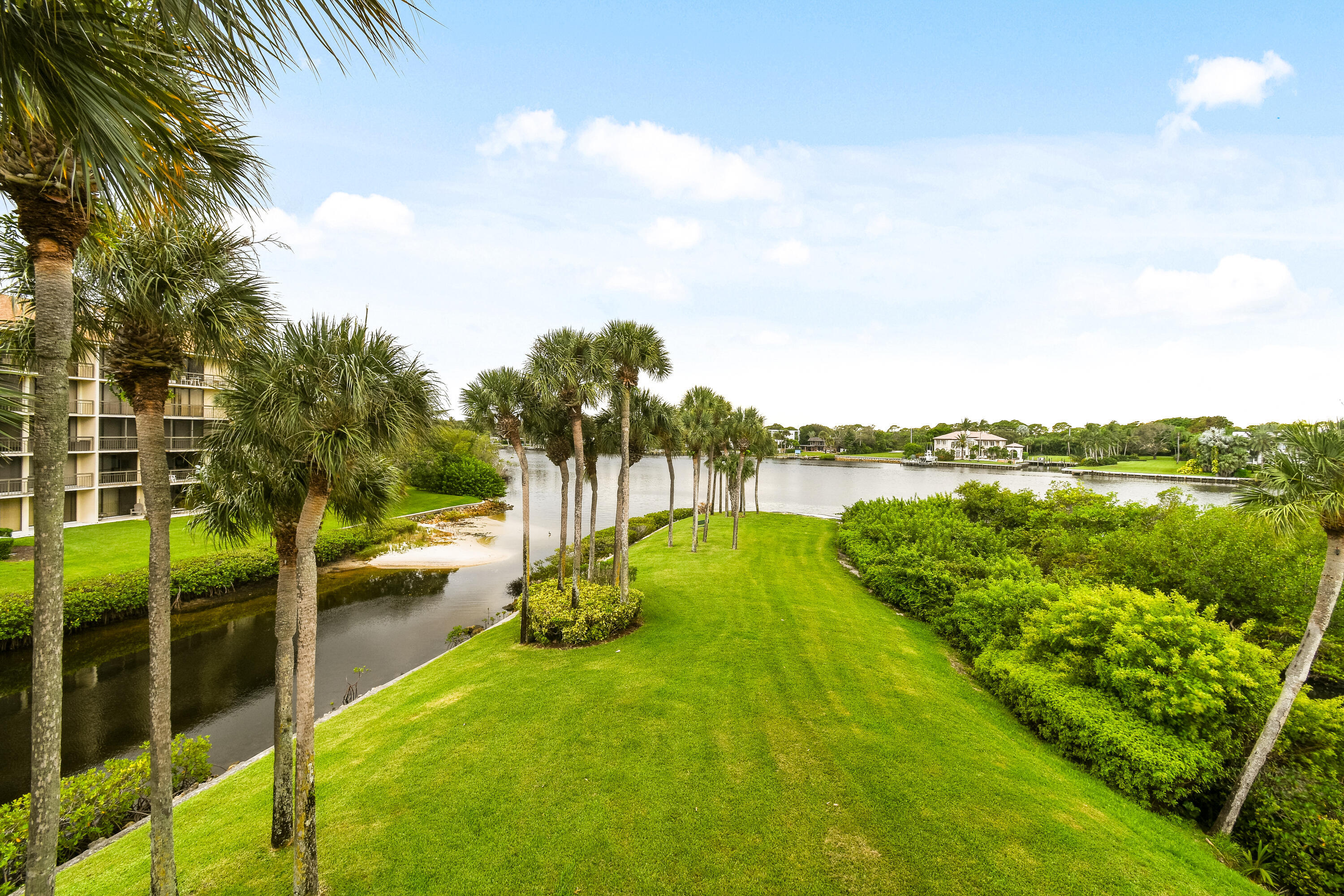 1701 Marina Isle Way # 301 — Photo 2