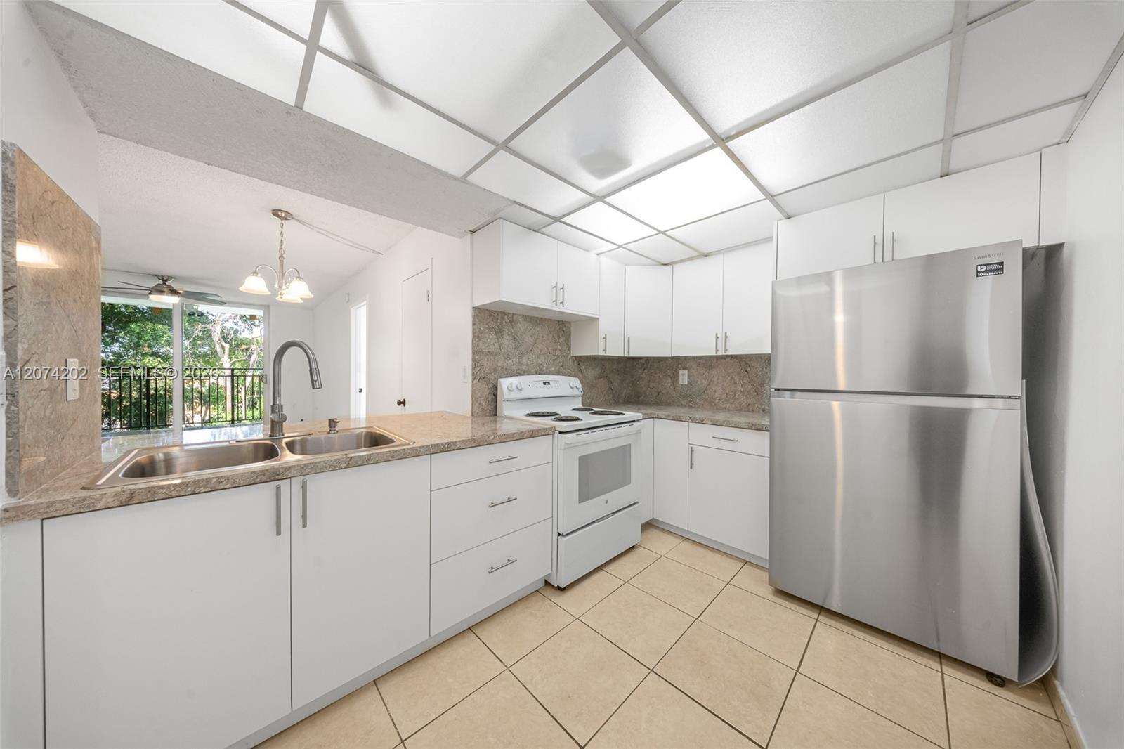 14155 SW 87th St, Miami FL 33183