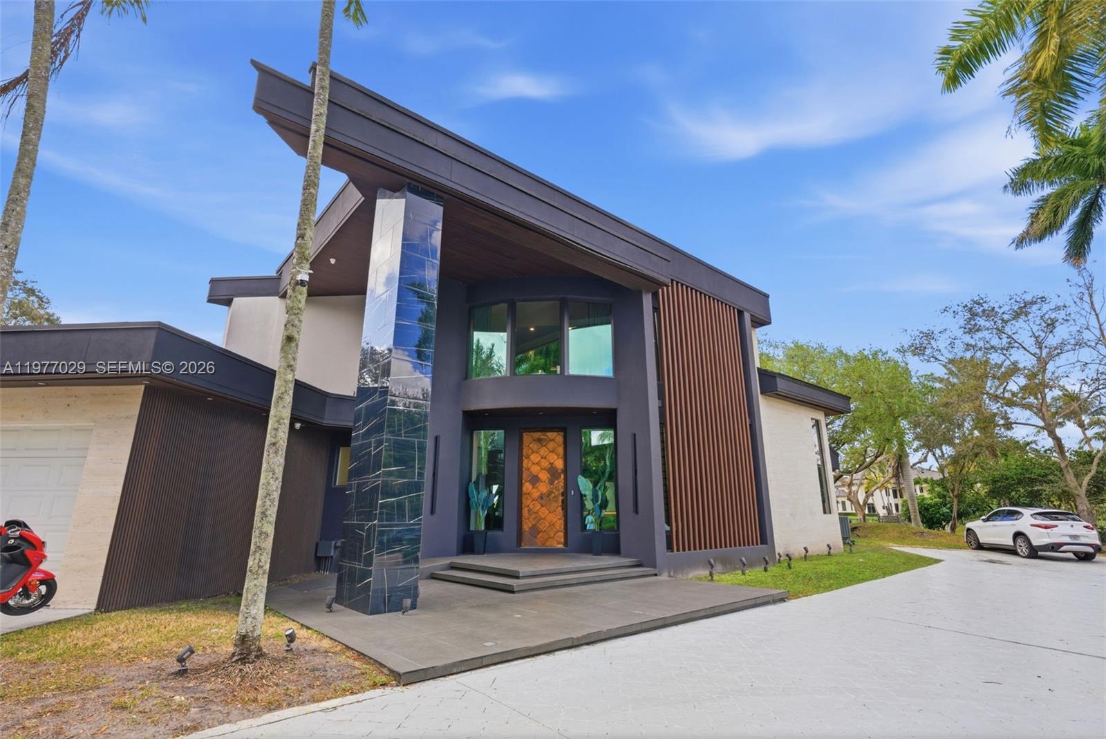 3560 Paddock Rd — Photo 3