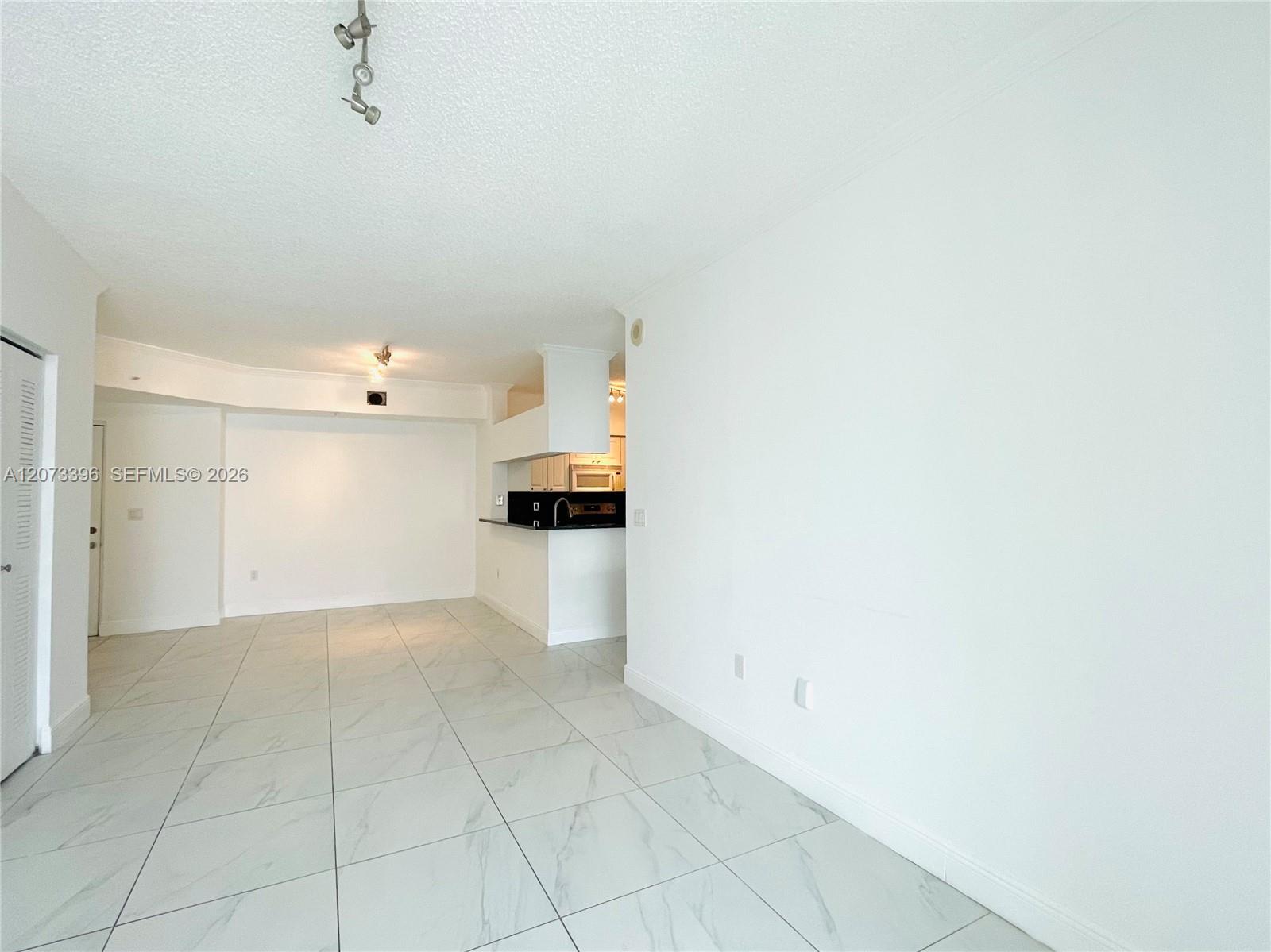 17150 N Bay Rd # 2902 — Photo 3