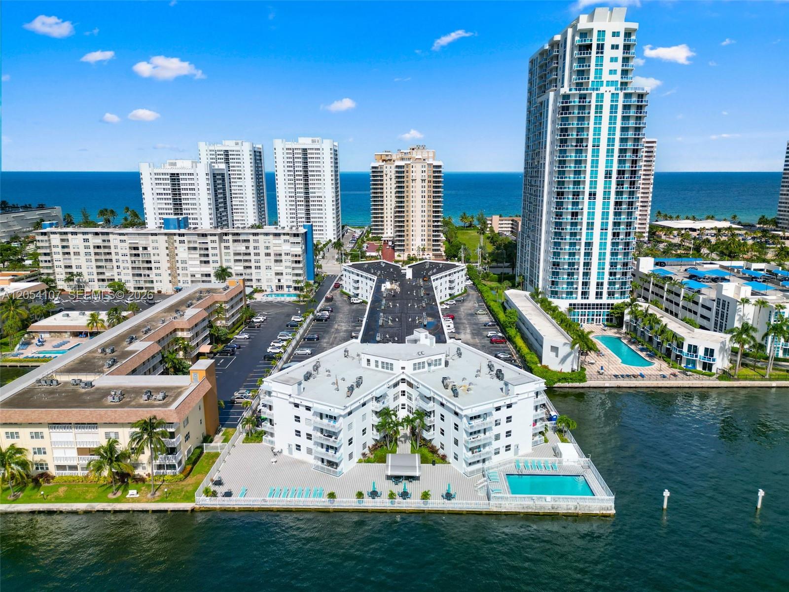1913 S Ocean Dr # 208, Hallandale Beach FL 33009