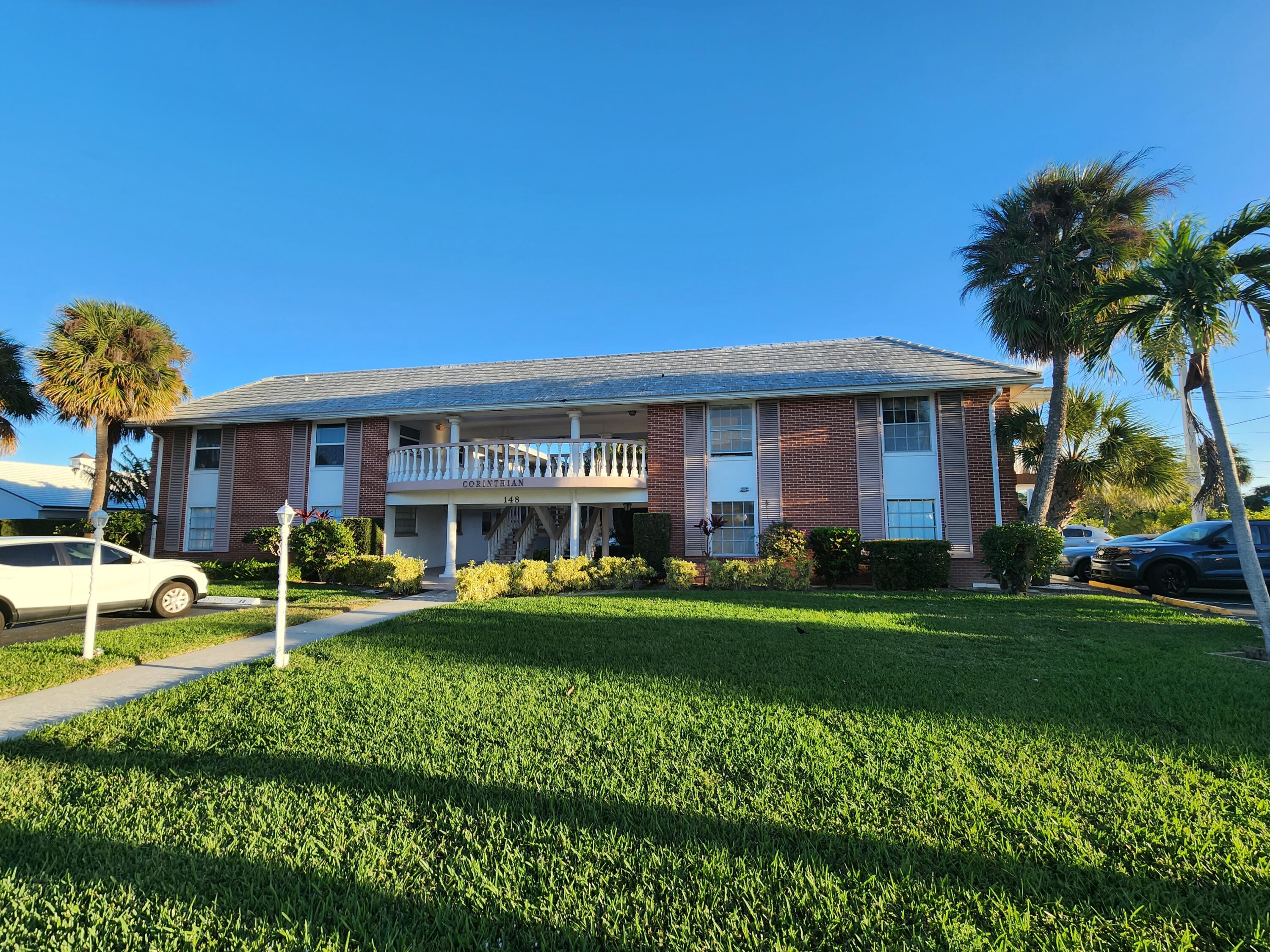 148 Yacht Club Drive # 10, North Palm Beach FL 33408