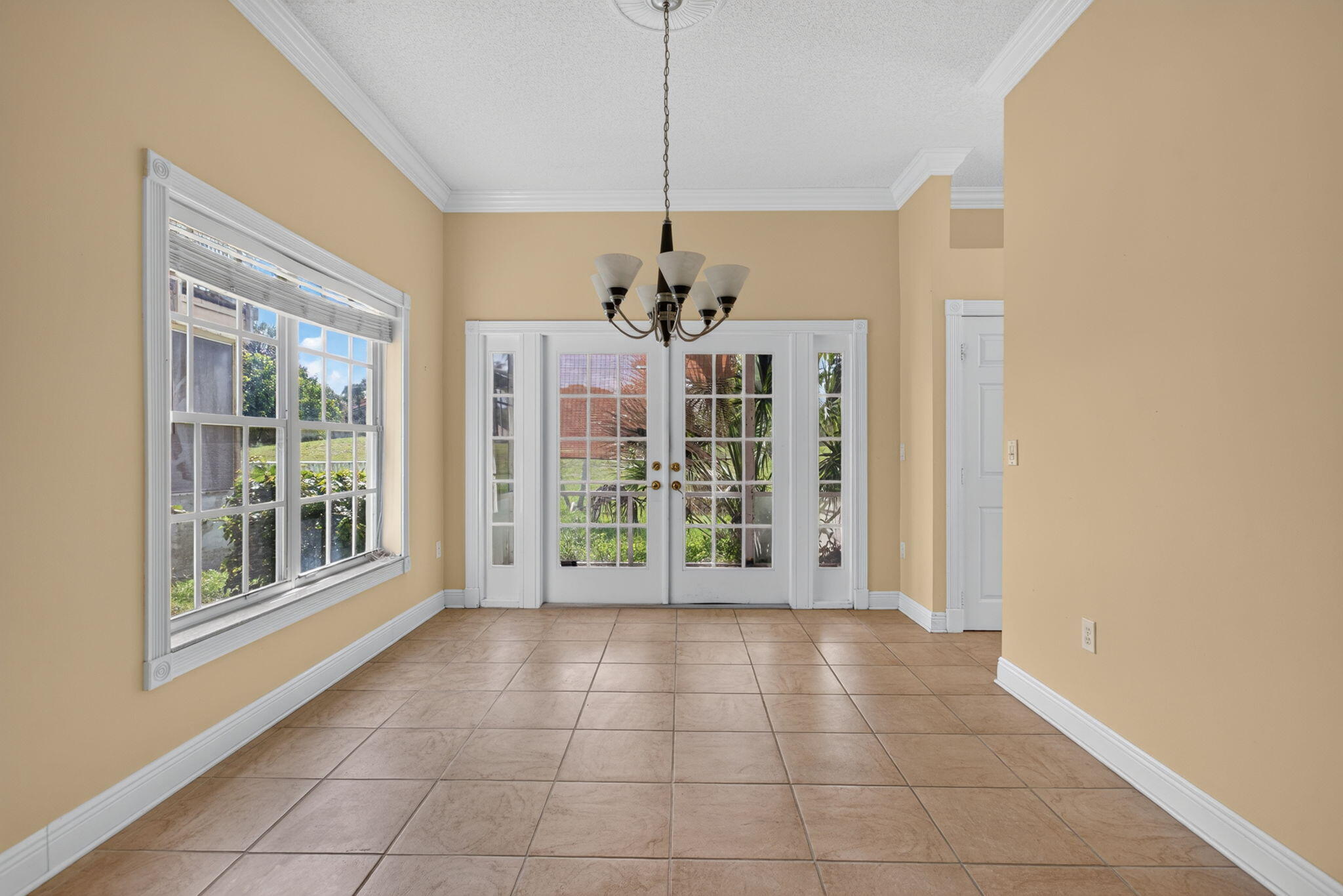 3151 NW 72ND Avenue — Photo 3