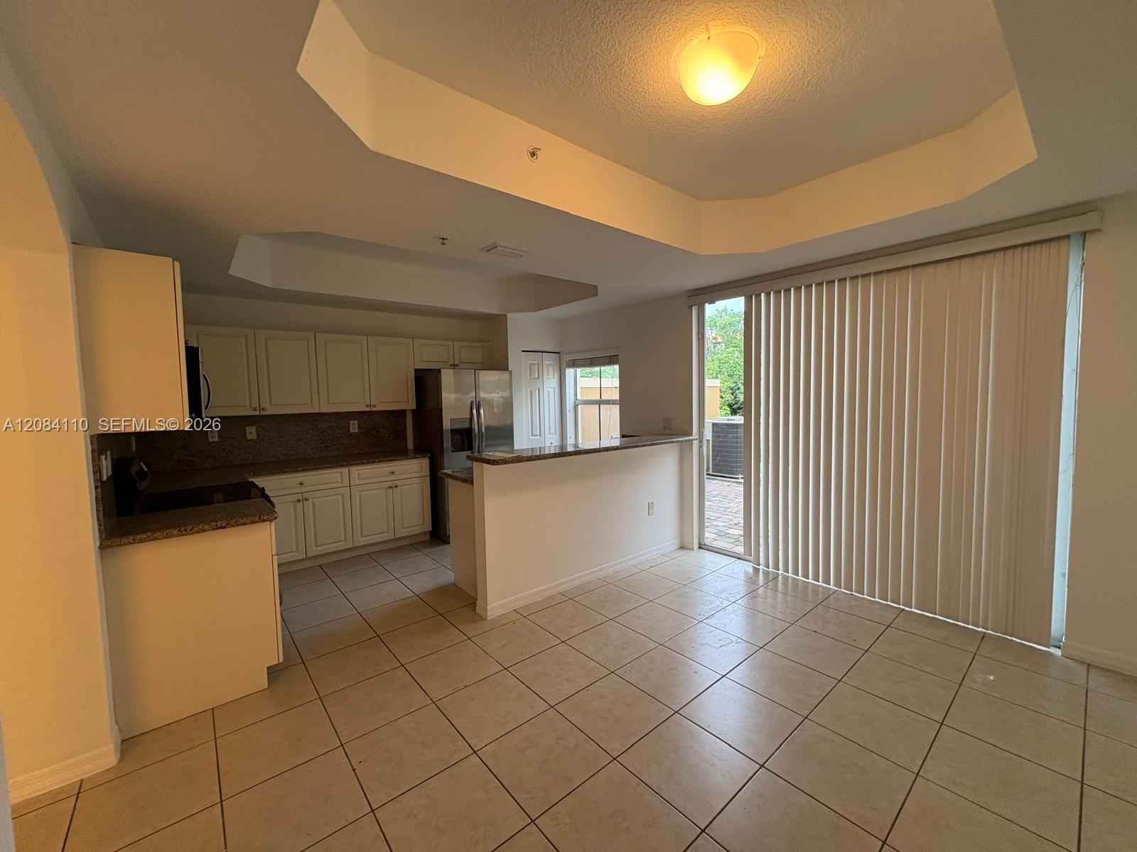 1037 SW 143rd Ave # 1305 — Photo 3