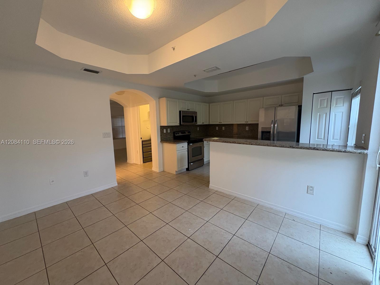 1037 SW 143rd Ave # 1305 — Photo 4