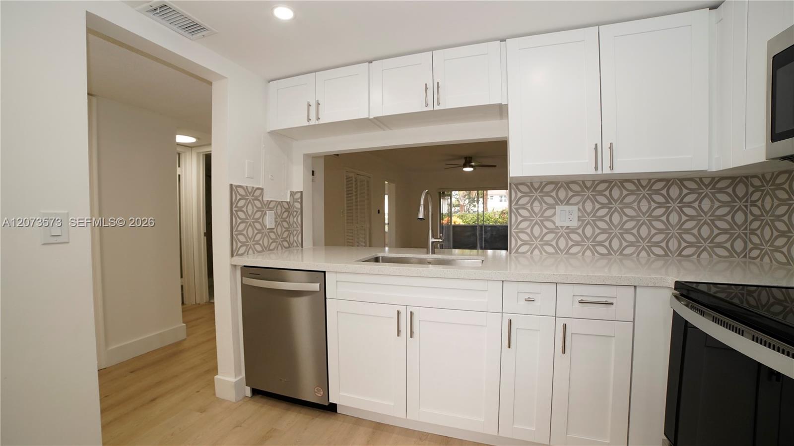 4291 NW 9th Ave # 101 — Photo 3