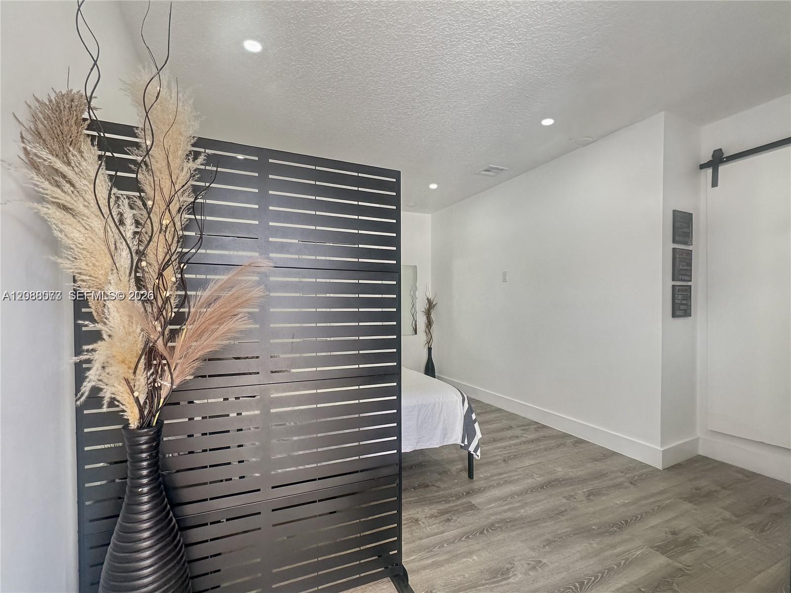 15400 SW 169th Ln Side — Photo 3