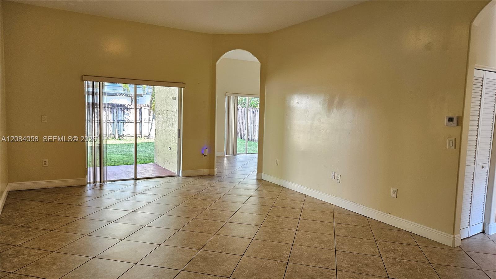 14209 SW 160 CT — Photo 4