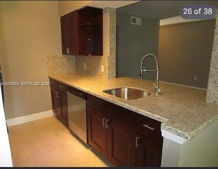 2405 NW 33rd St # 1211 — Photo 4